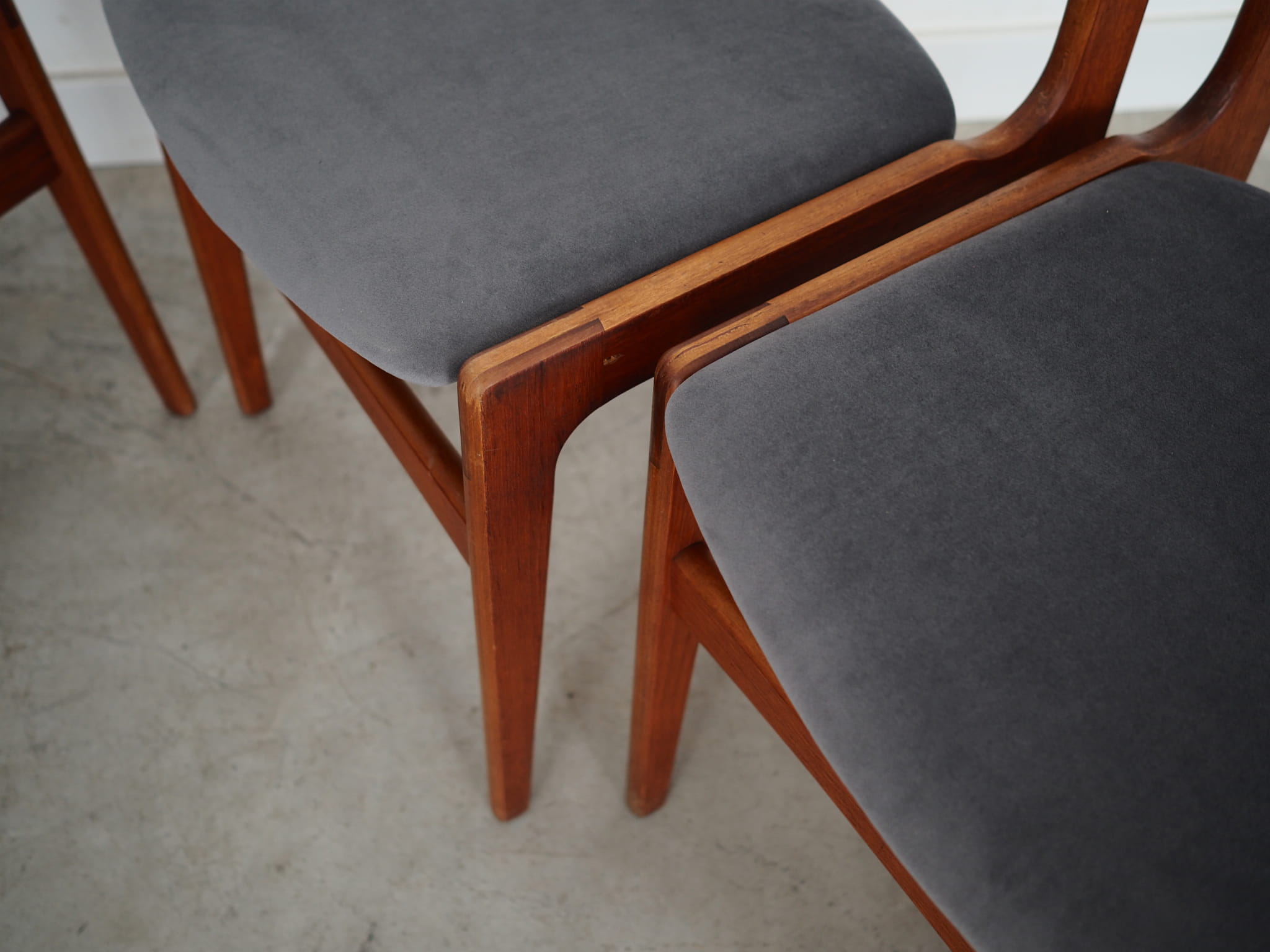 6x Chair Teak Velvet Brown 1960s