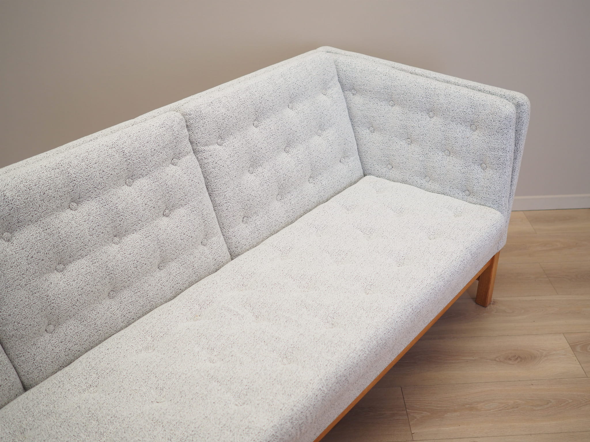 Vintage Sofa 3-Sitzer Eichenholz Textil Grau 1970er Jahre