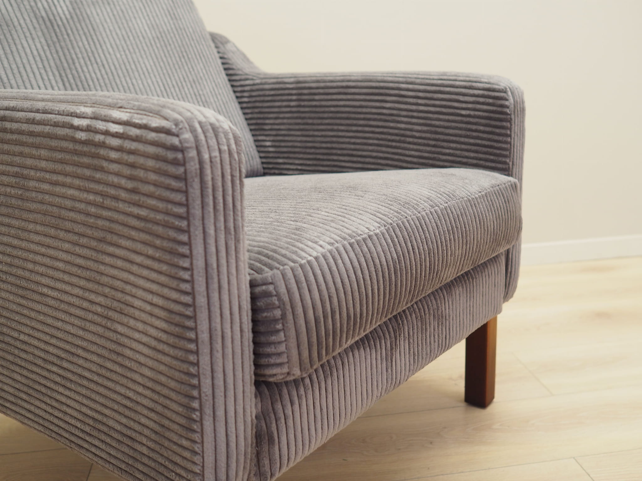 Vintage Sessel Buchenholz Samt Grau 1970er Jahre