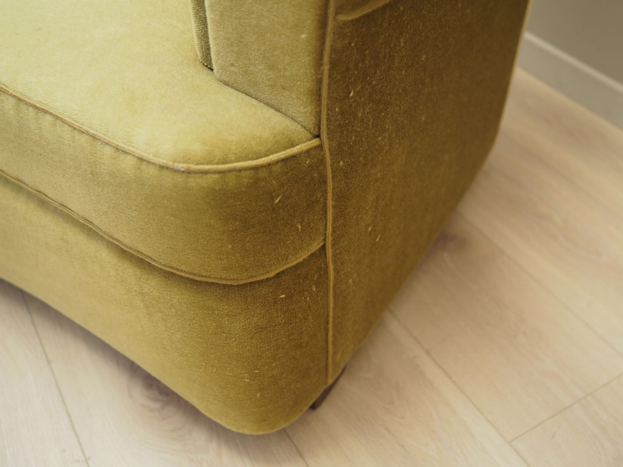 4-seater sofa velvet green 1960s