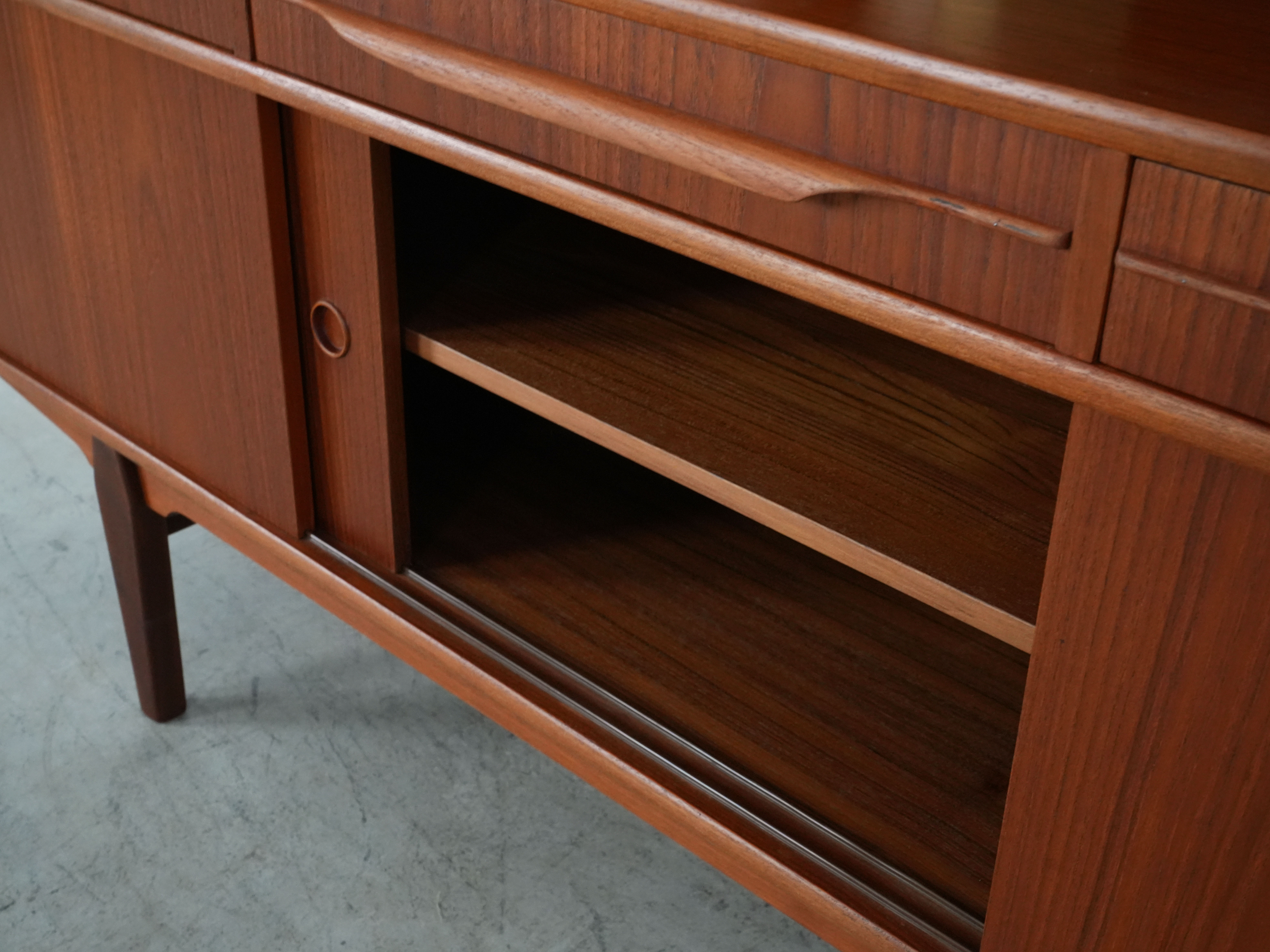 Highboard Teakholz 1960er Jahre