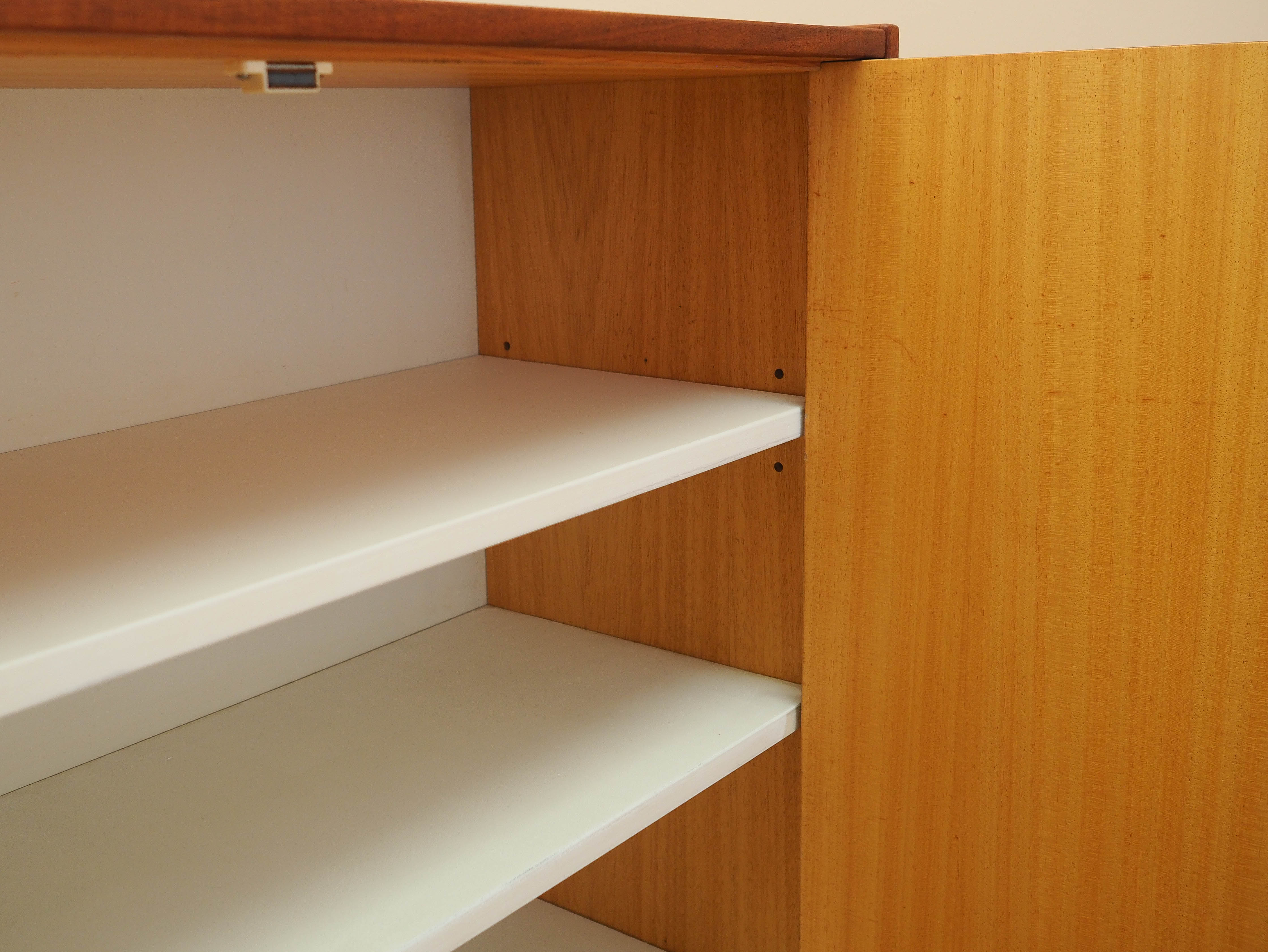 Teak-Schrank Braun
