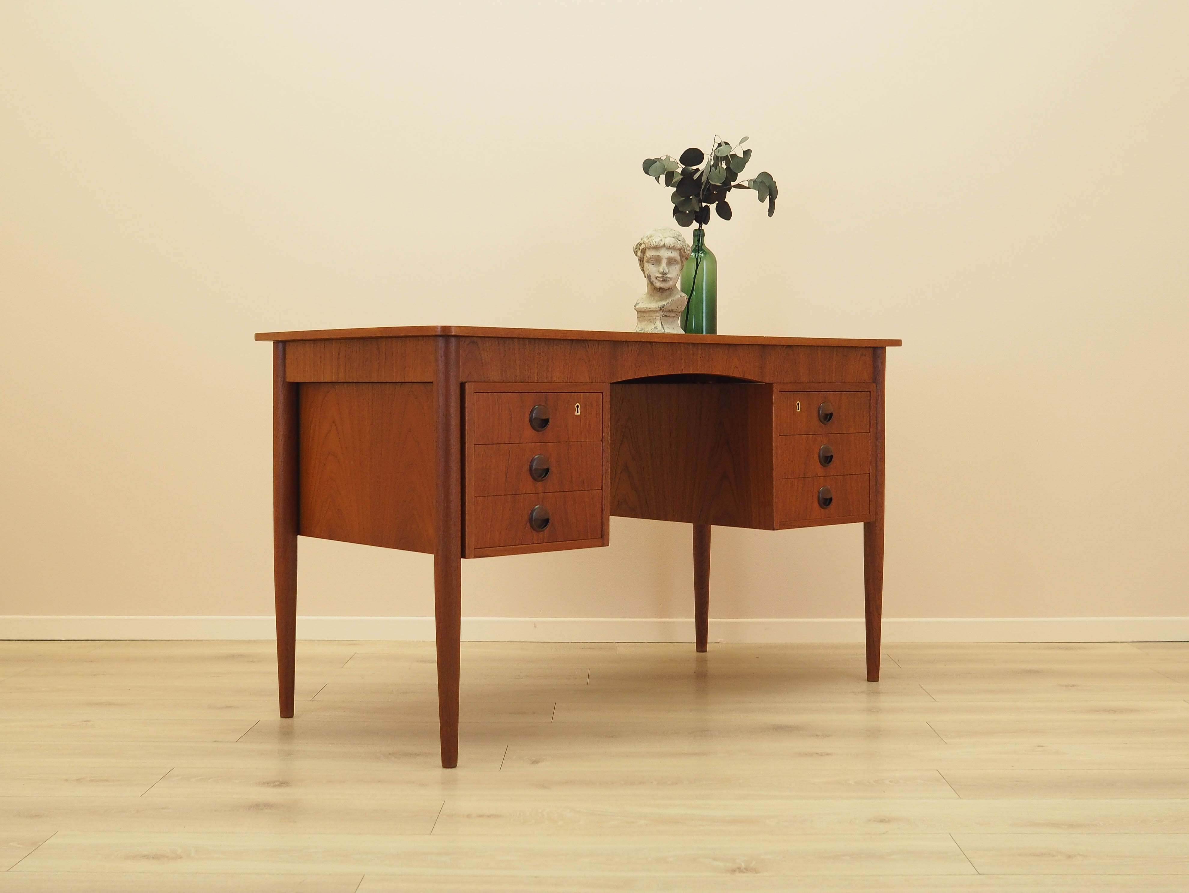Teak-Schreibtisch 1970er Jahre