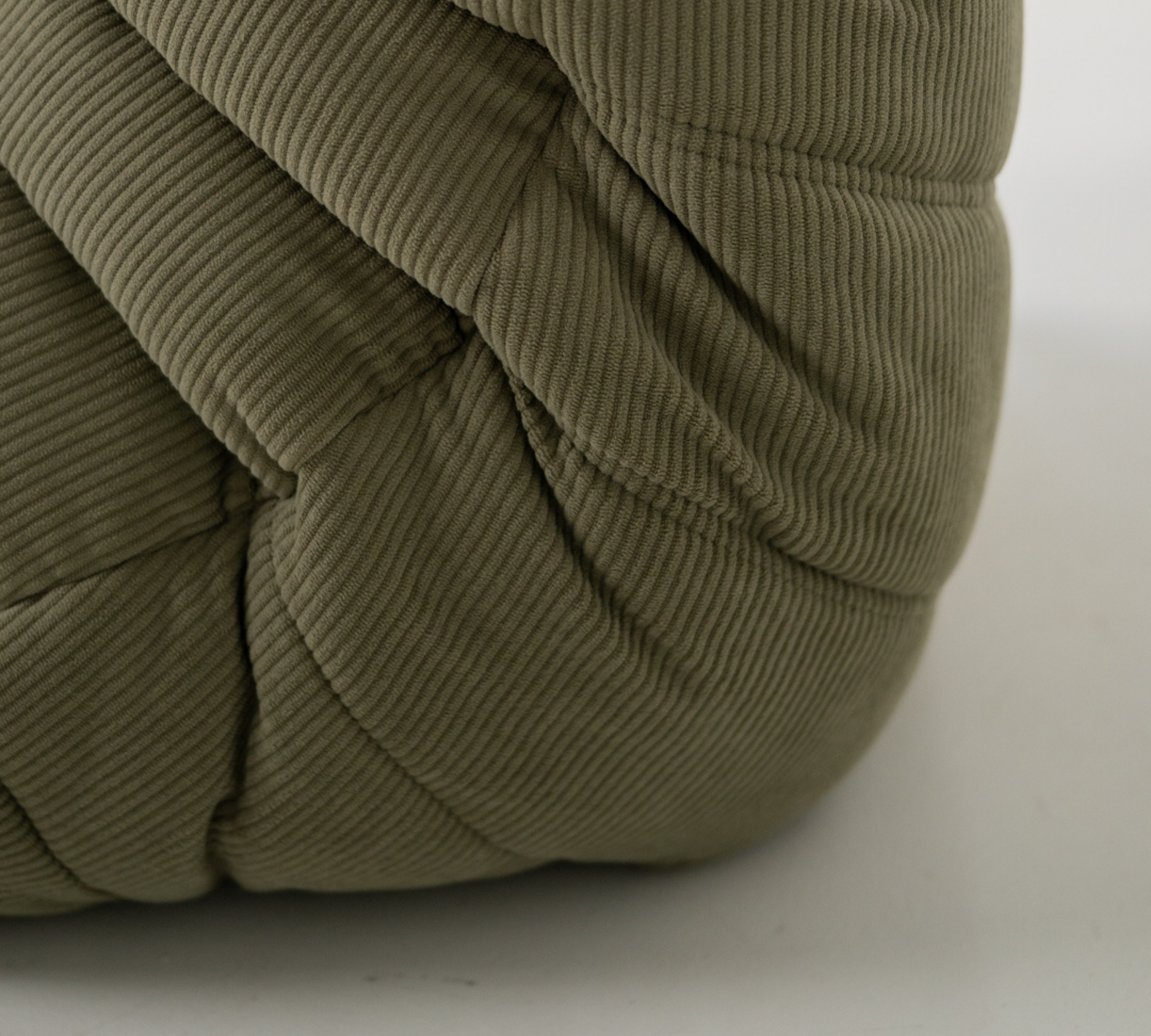 Togo 2-Sitzer Sofa Cord Salbeigrün