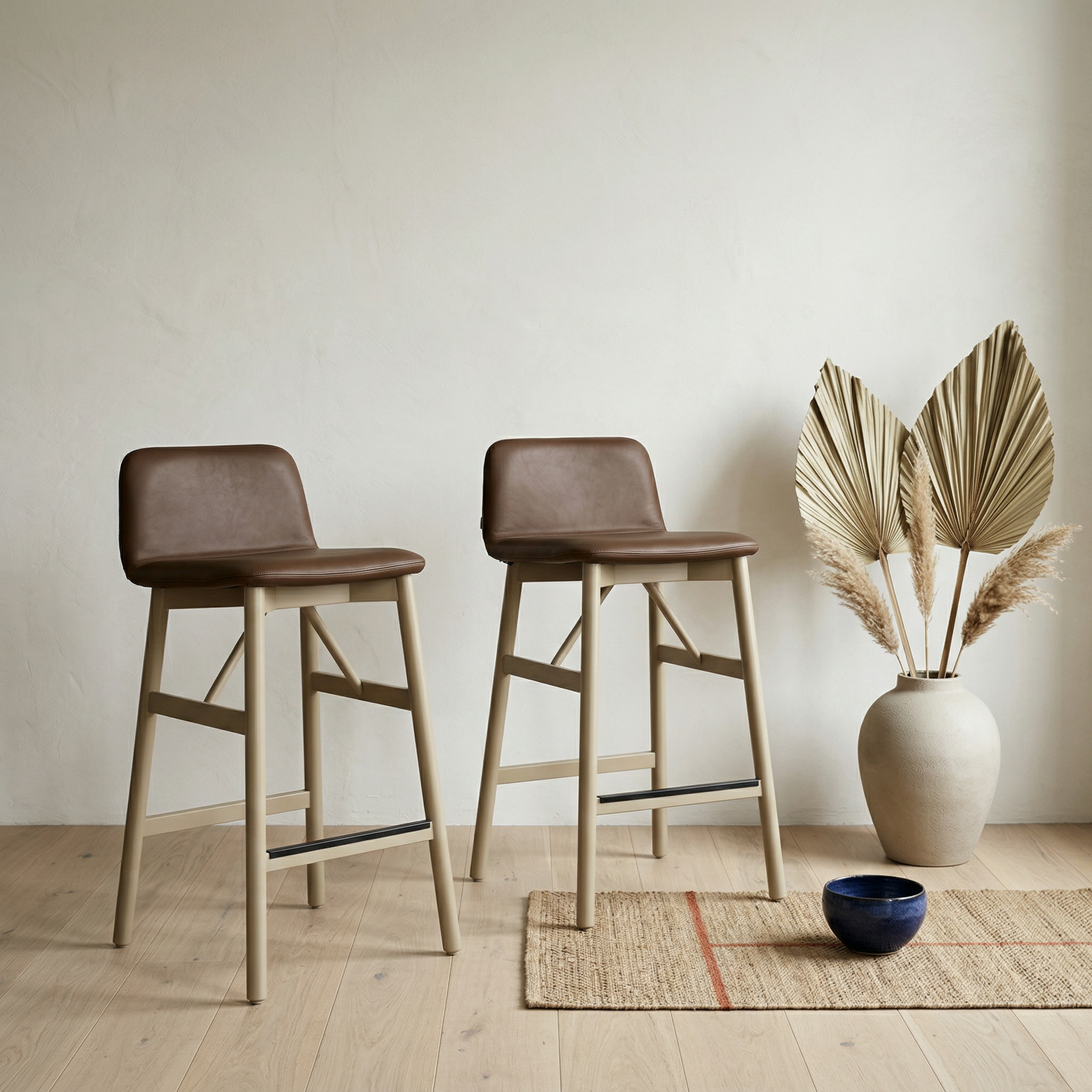 2x Bardot 0036 Wood Bar Stool Wood Leather Brown