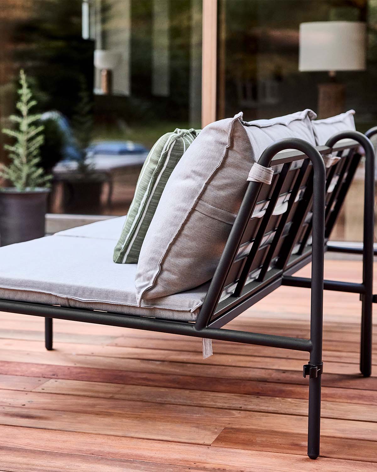 Kyoto Outdoor Cushion Textile Green