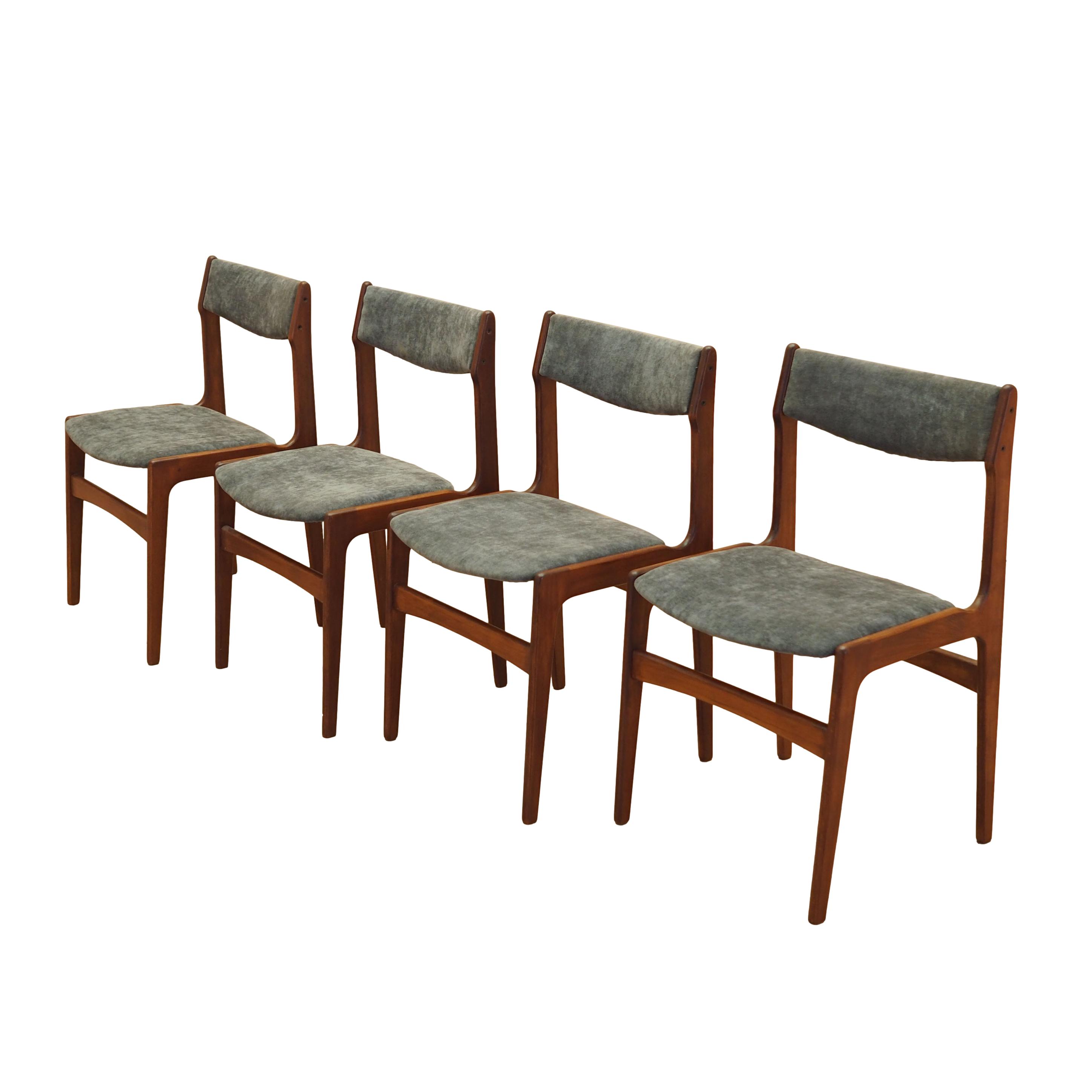 Vierteiliges Set Stühle aus Teakholz 1970er Jahre