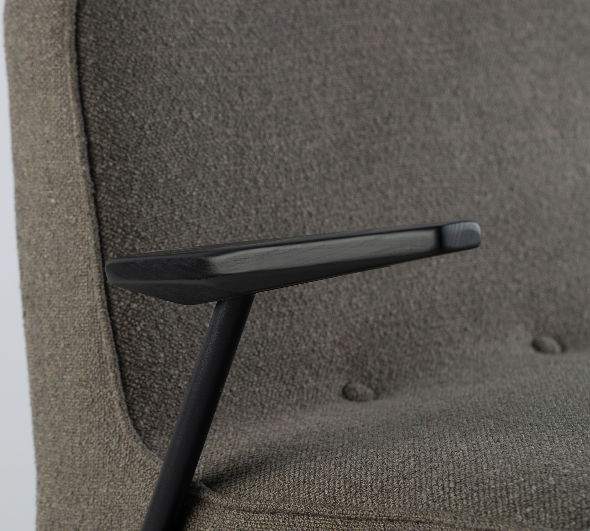 366 Sofa 2-seater Metal Bouclé Grey