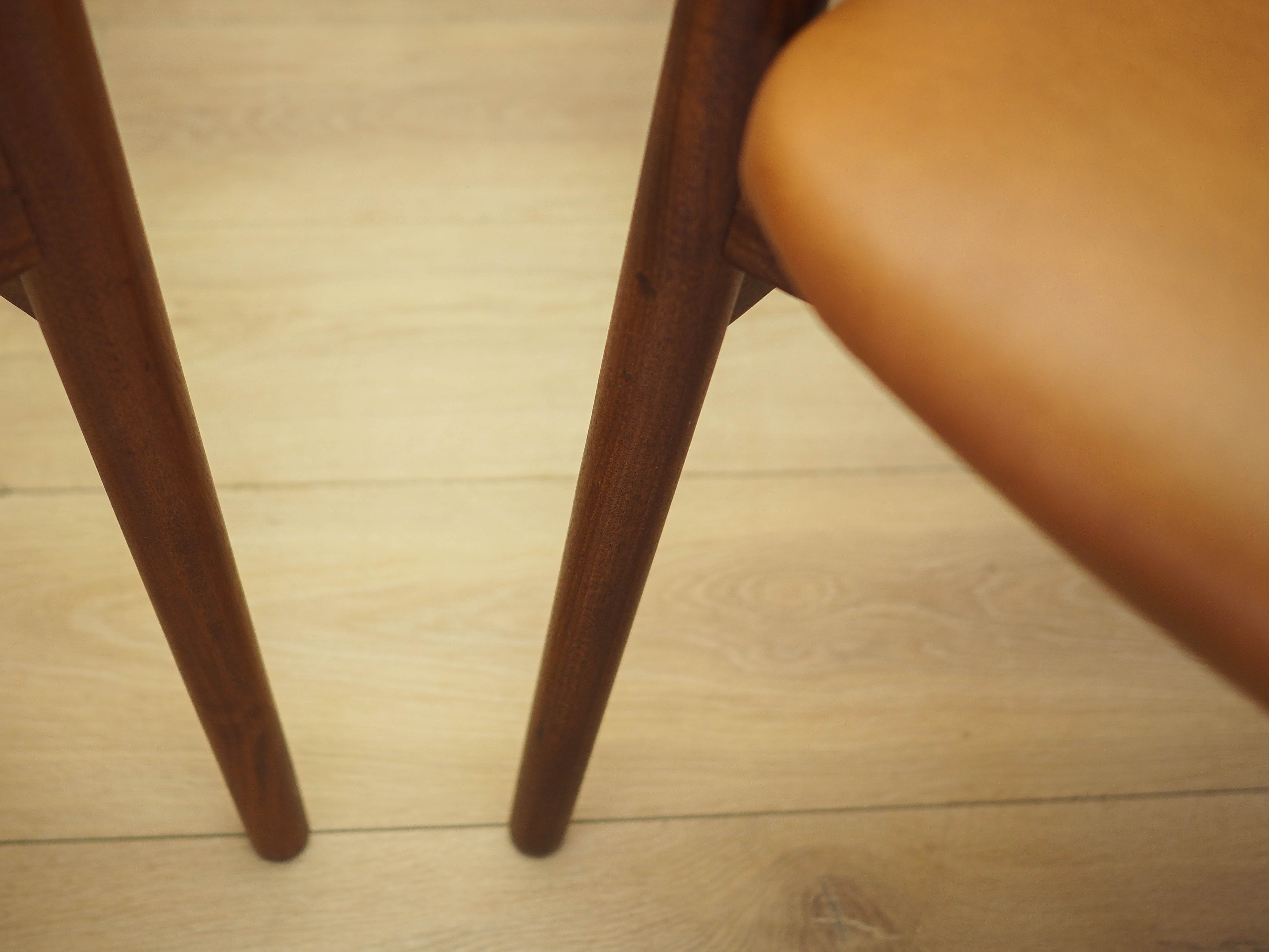 Set di sei sedie in teak anni '70