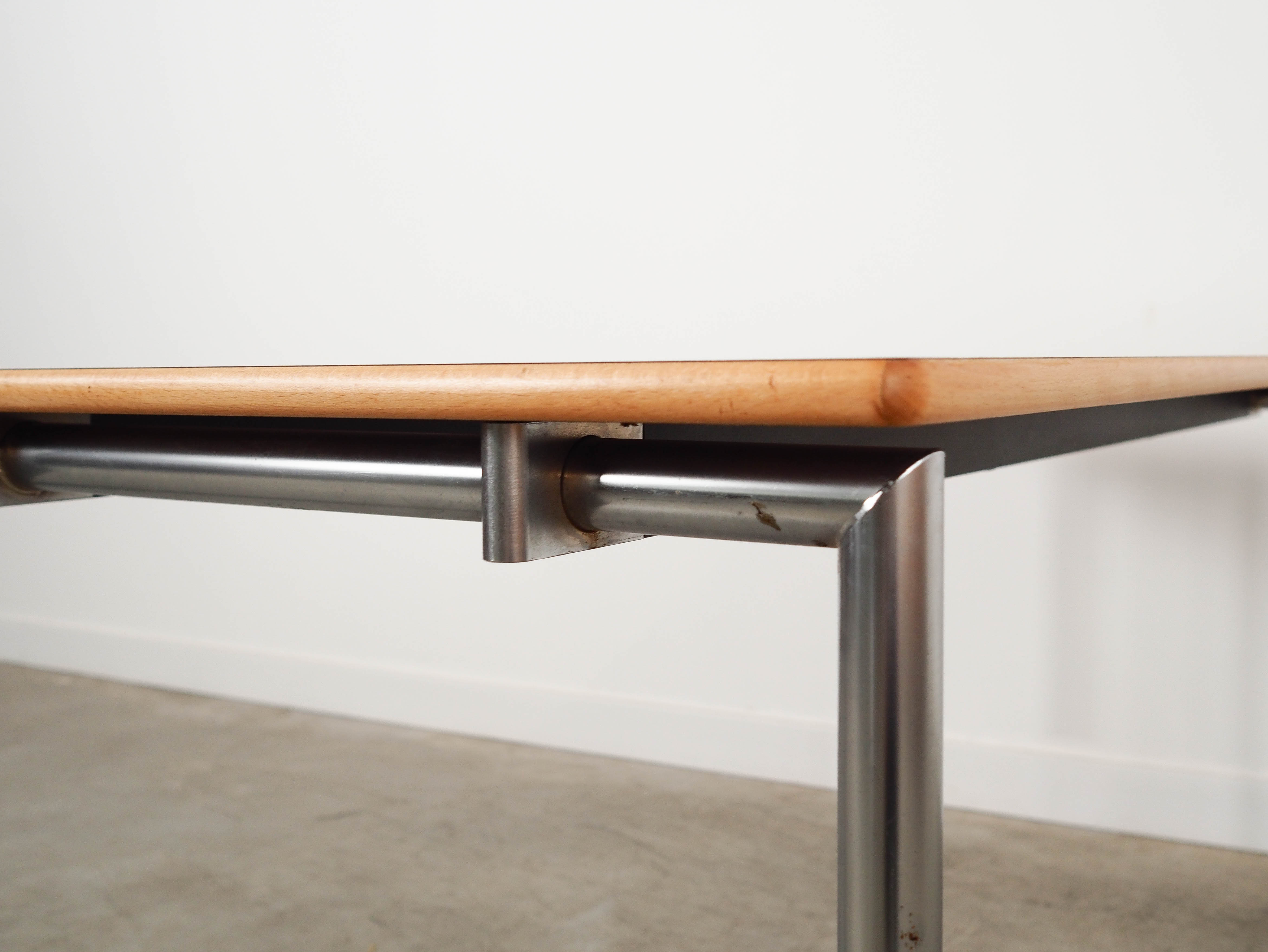 Laminated Table 2000s