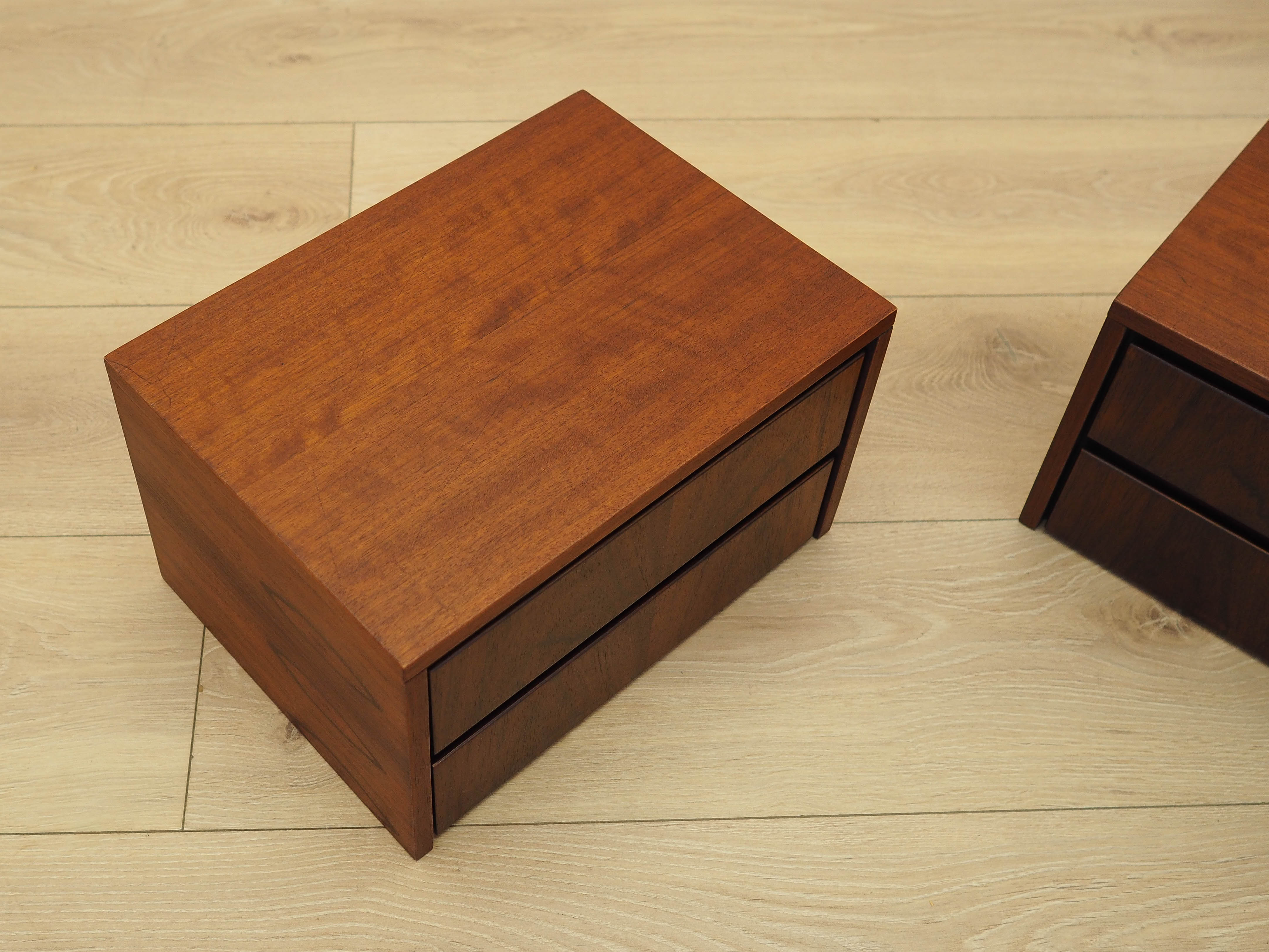 Two-piece wall shelf set 1970s