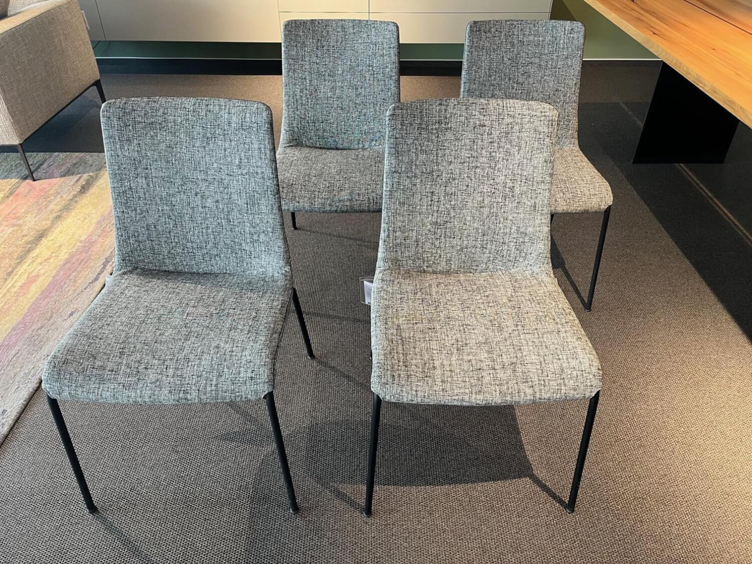 4er Set Stuhl Liz 1302 Stoff Grau Gestell Schwarz