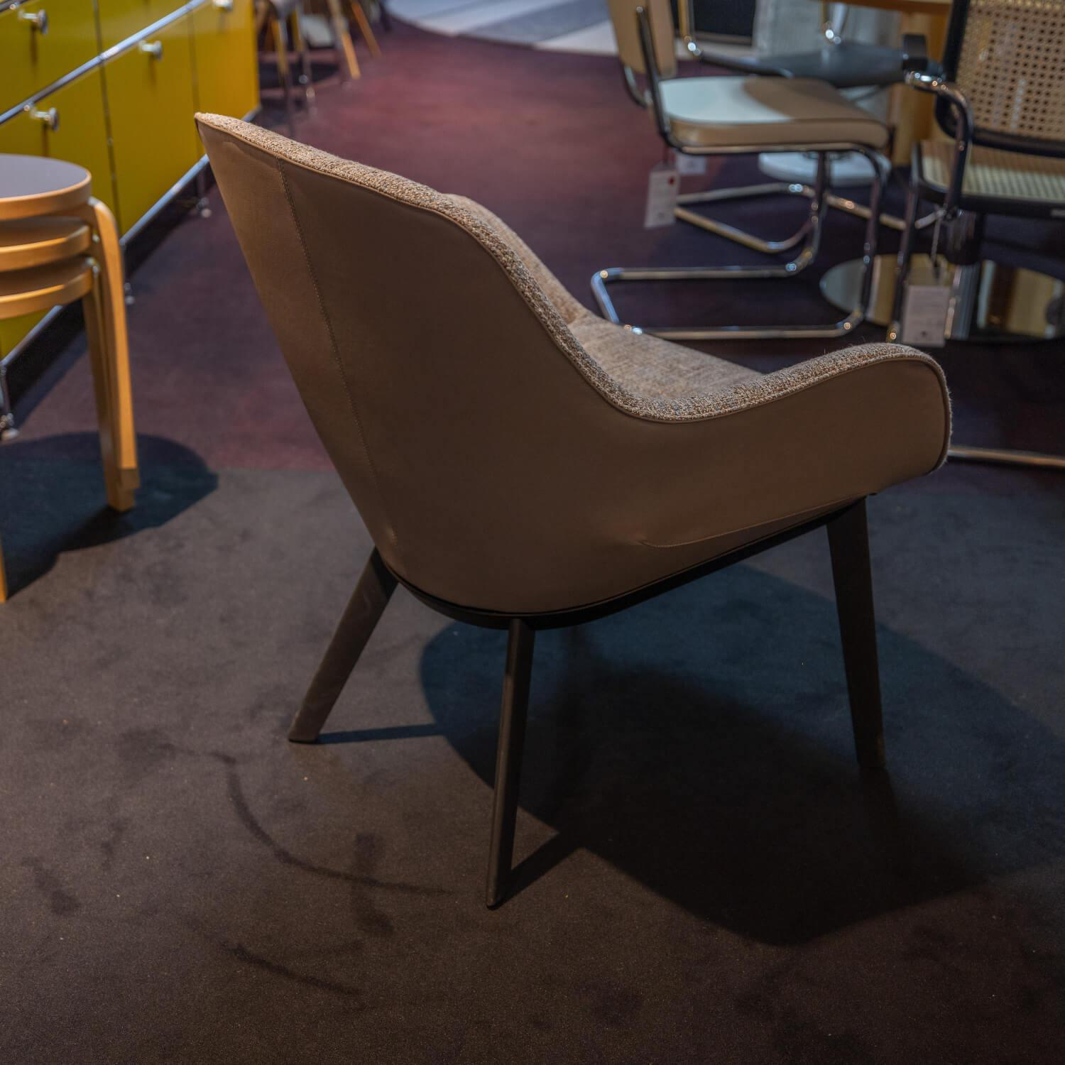 Walter Knoll Sheru Armchair Grey Fabric Oak