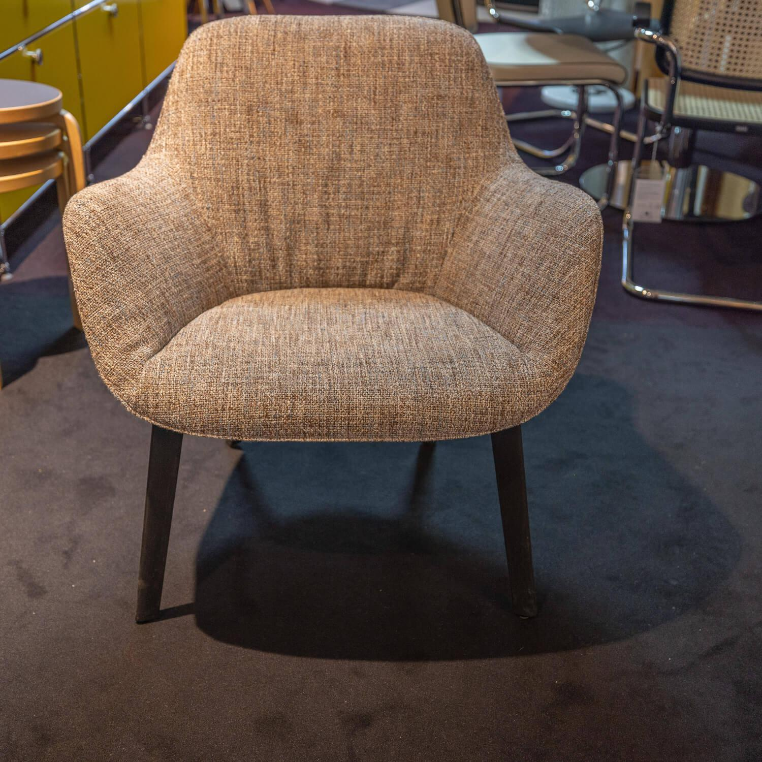 Walter Knoll Sheru Armchair Grey Fabric Oak