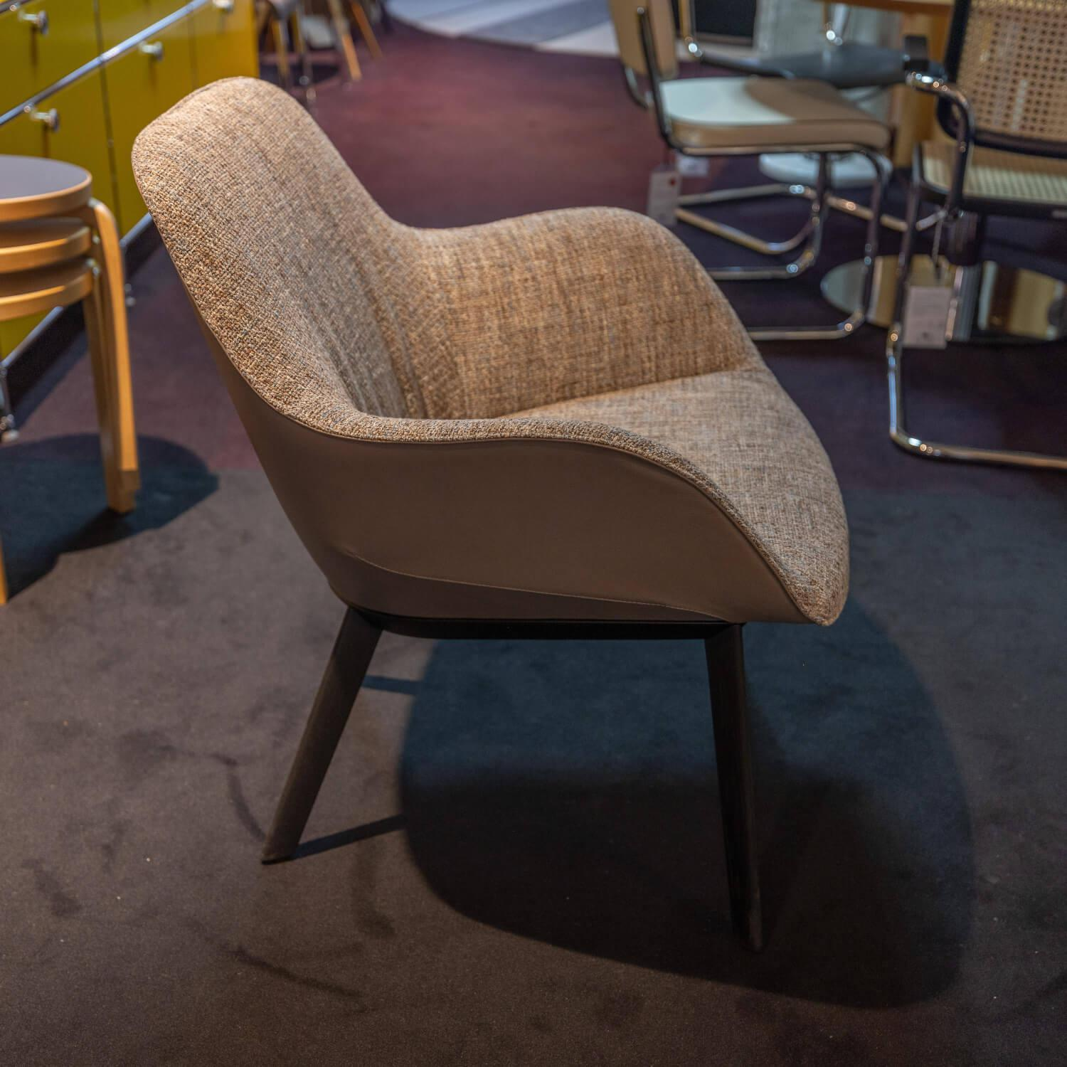 Walter Knoll Sheru Armchair Grey Fabric Oak