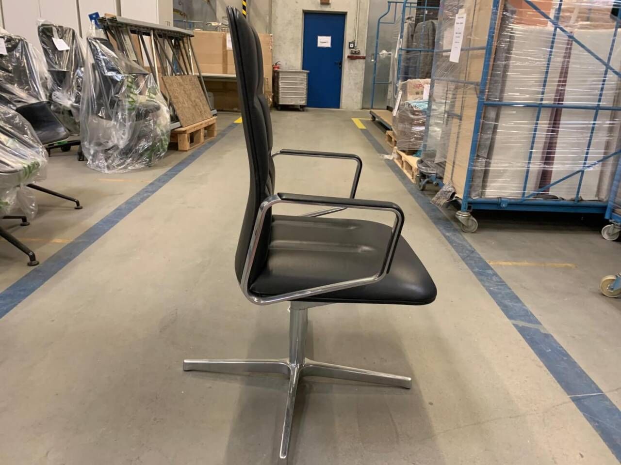 Sessel Leadchair Leder Elen 65 Schwarz Aluminium