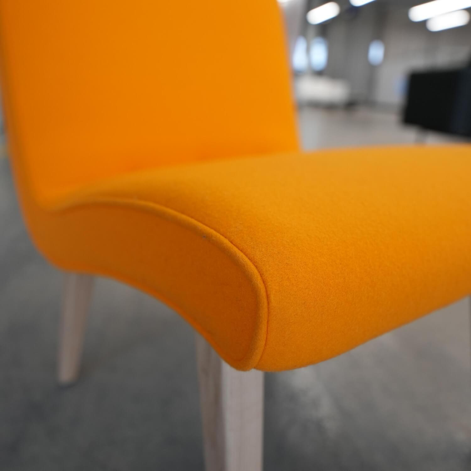 Walter Knoll Stuhl Vostra Holz Bezug Orange Gestell Eiche