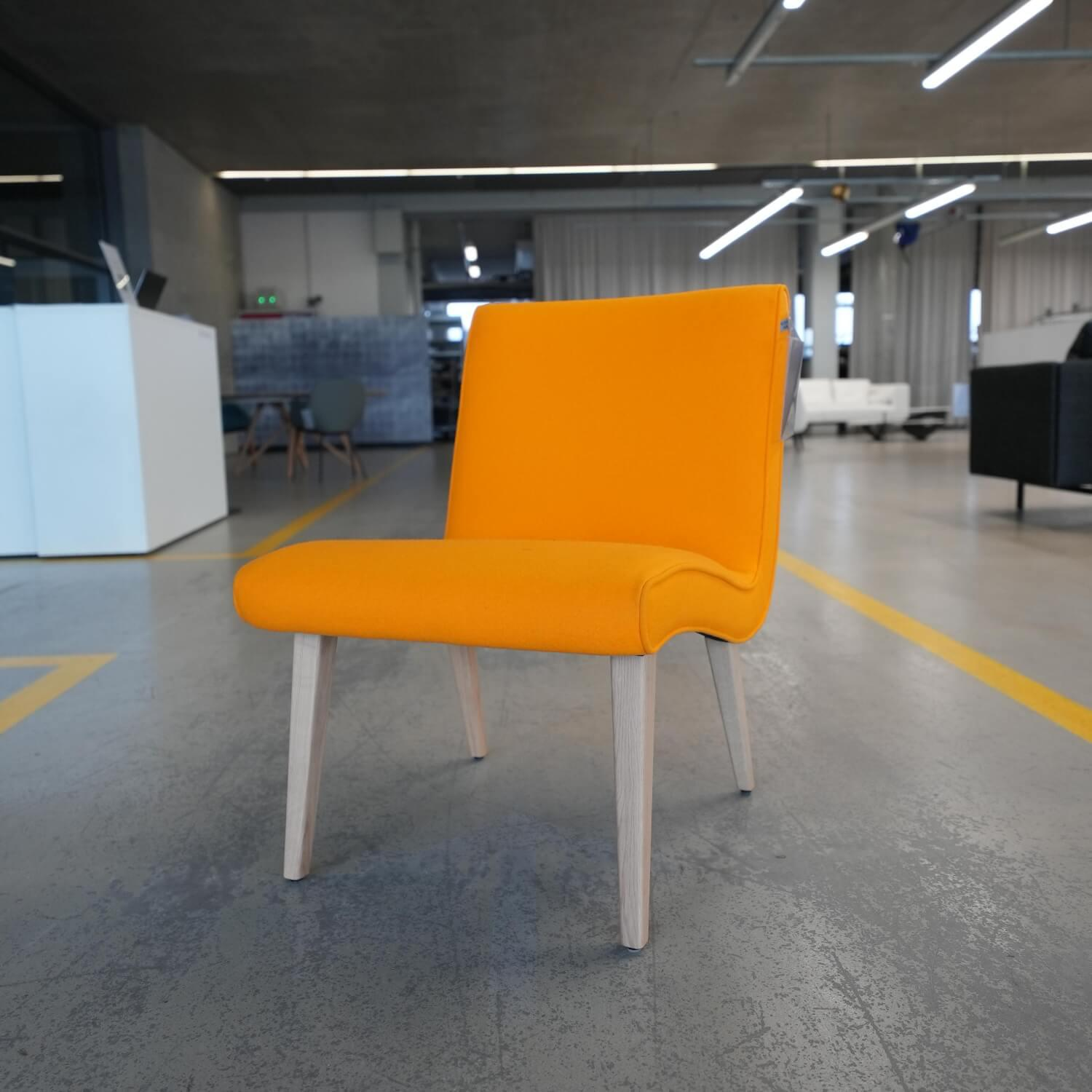 Walter Knoll Stuhl Vostra Holz Bezug Orange Gestell Eiche