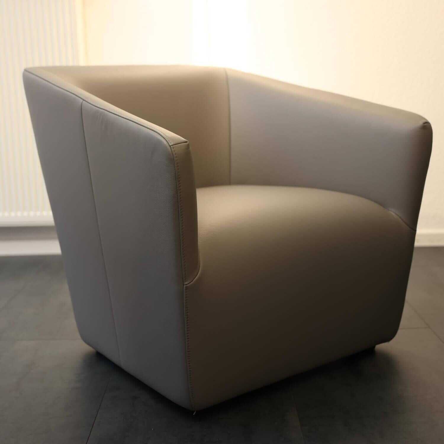 Vitra Occasional Lounge Chair Leder Premium L40 Granit