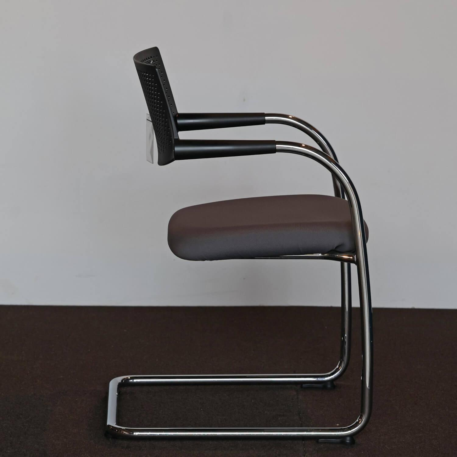 Vitra Freischwinger Visavis 2 Stoff Torso Citterio Antra