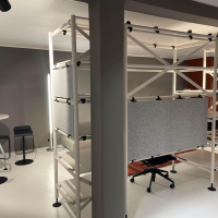 Vitra Comma Shelf und Beam Melamin Kieselgrau