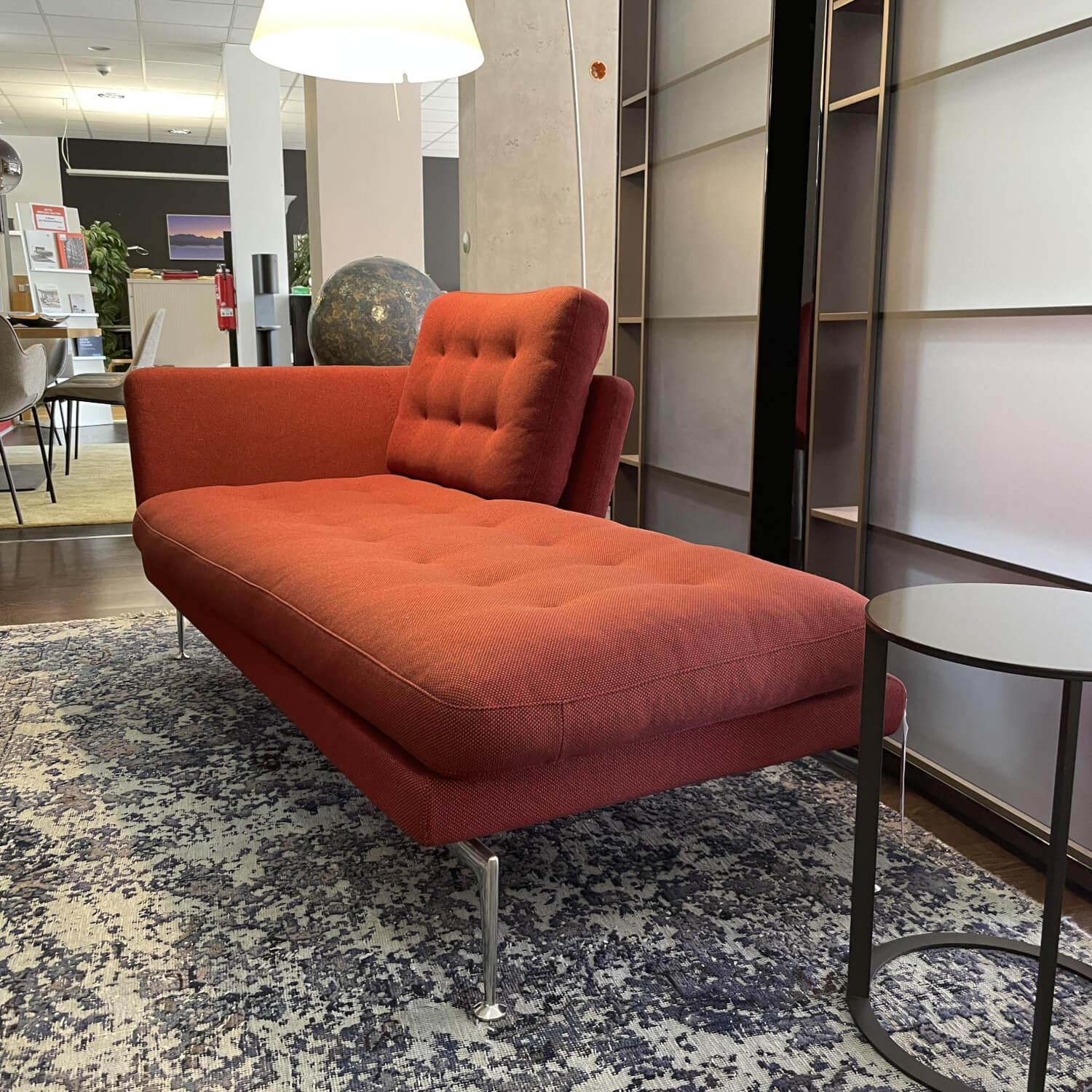 Vitra Chaise Lounge Suita Stoff Laser Rot Moorbraun