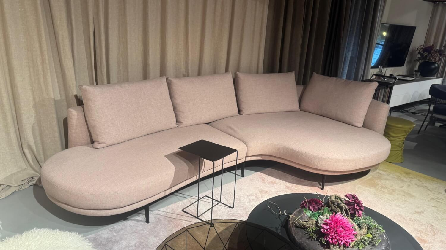 Walter Knoll Maaru Ecksofa Champagne Stoff Schwarz