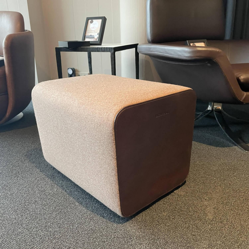 Hocker Foster Walter Knoll Textil Braun