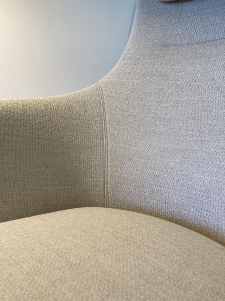 Vitra Hal Lounge Sessel mit Ottoman Beige Melange