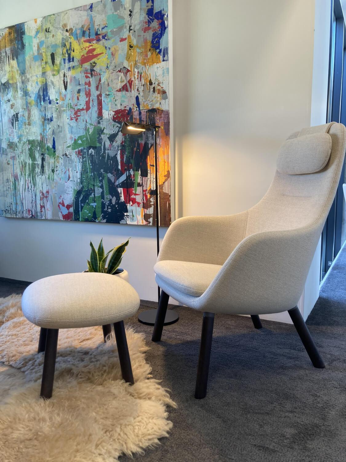Vitra Hal Lounge Sessel mit Ottoman Beige Melange