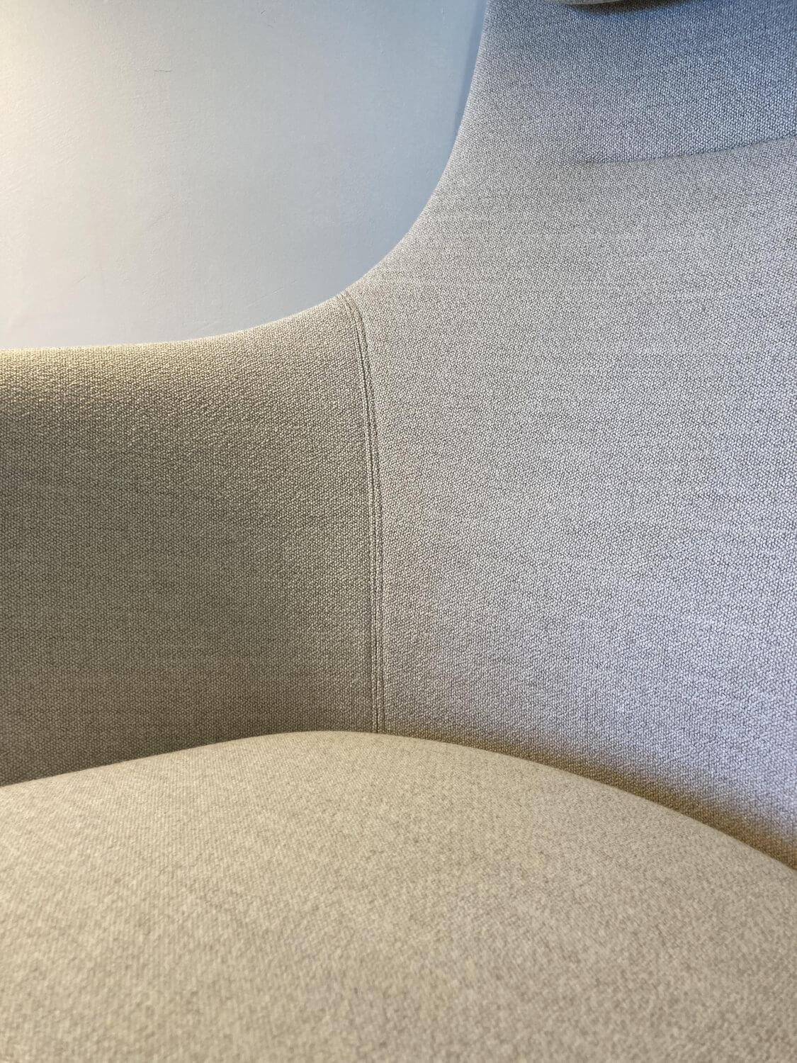 Vitra Hal Lounge Sessel mit Ottoman Beige Melange