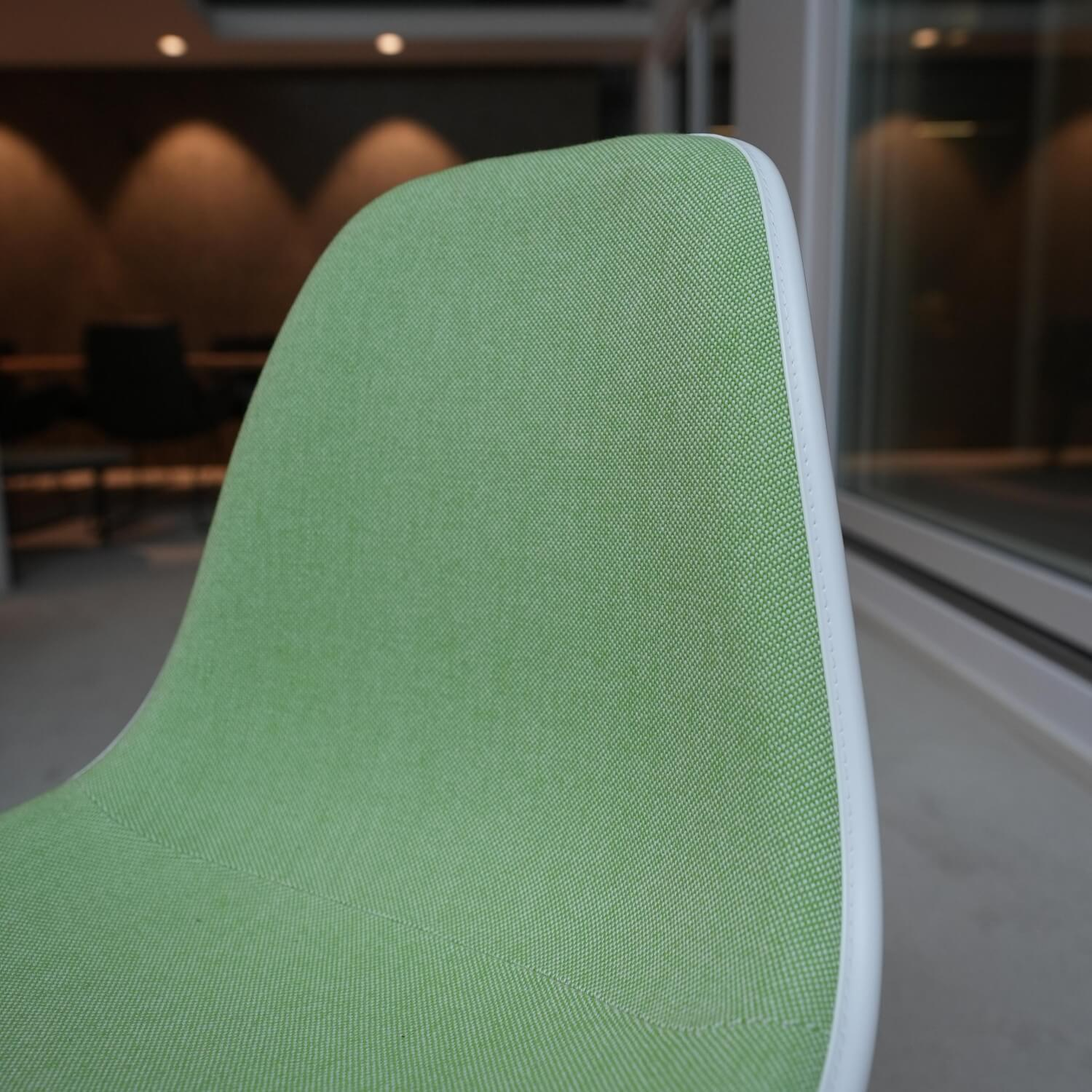 Eames Sidechair DSW Fully Upholstered Meadow Green Ivory