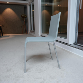 Vitra Stuhl 03 Hellgrau Kunststoff Silber