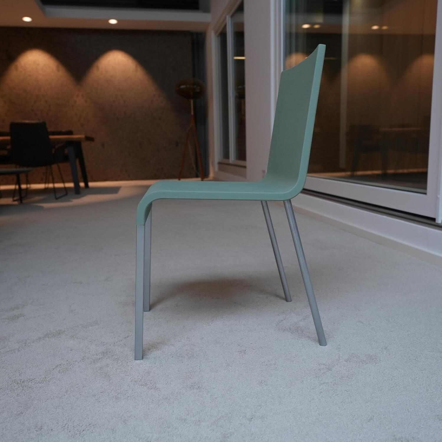 Vitra Stuhl 03 Mint Kunststoff Silber