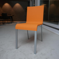 Vitra Stuhl 03 Mango Kunststoff Silber