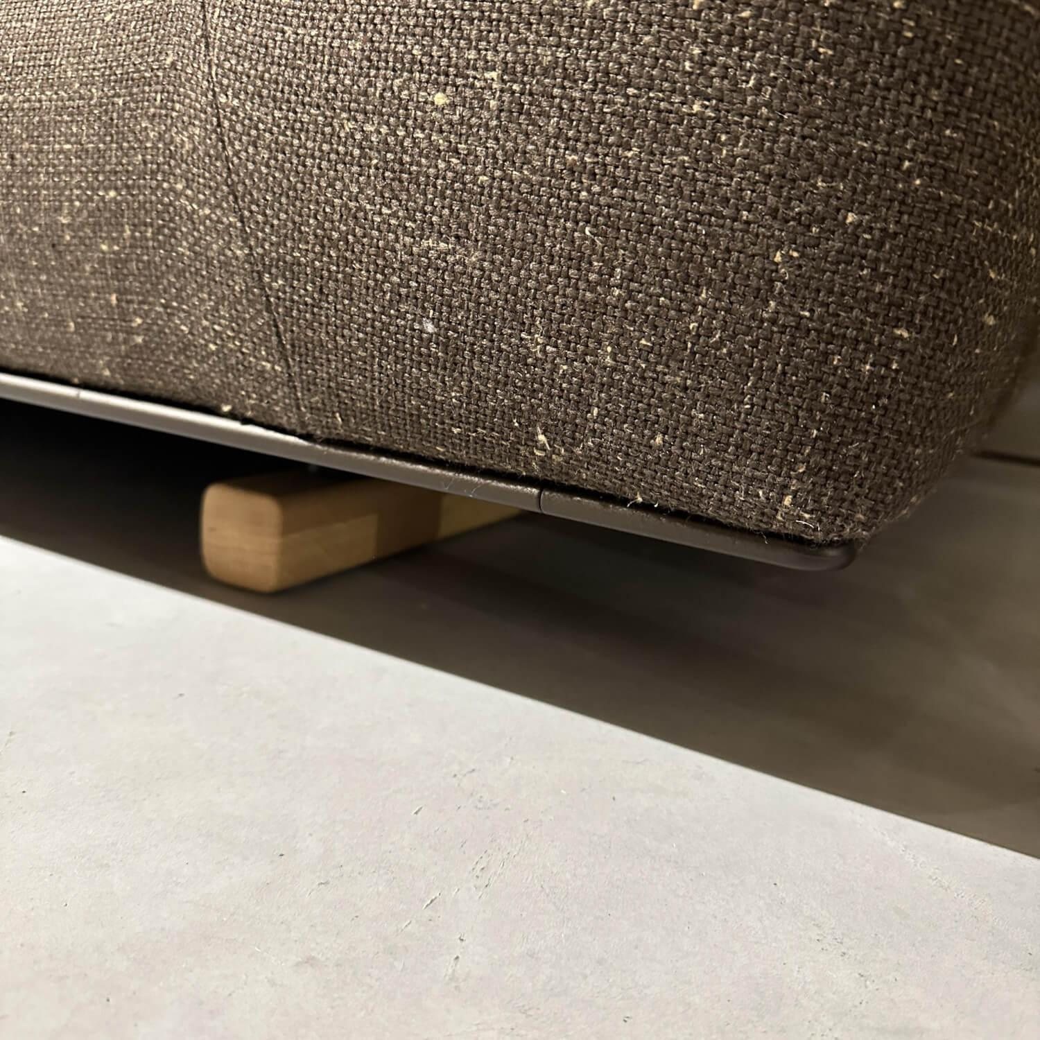Tama Living Ecksofa Stoff B&B Spora Braun Kufen Eiche