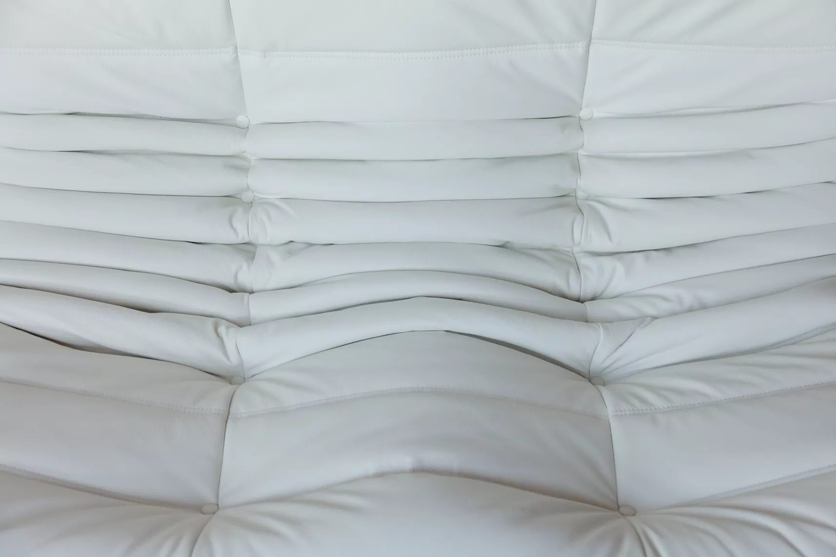 Togo Sofa 2-seater Madras leather White