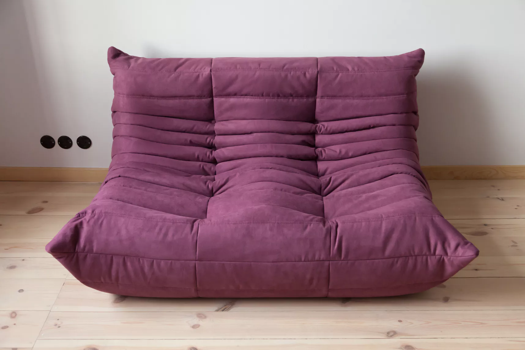 Togo Sofa 2-seater Textile Aubergine