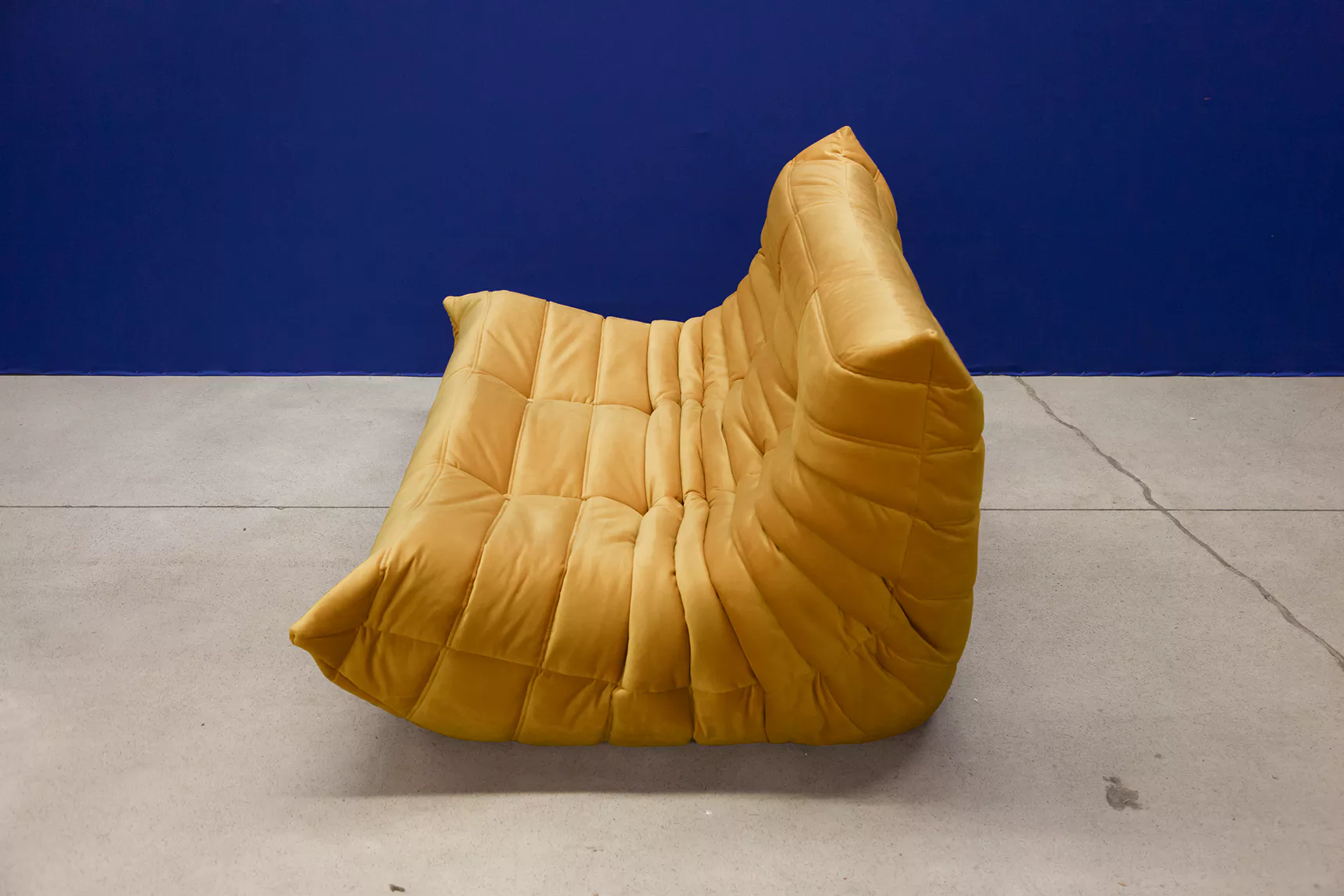 Togo Sofa 2-seater Mustard Yellow Velvet