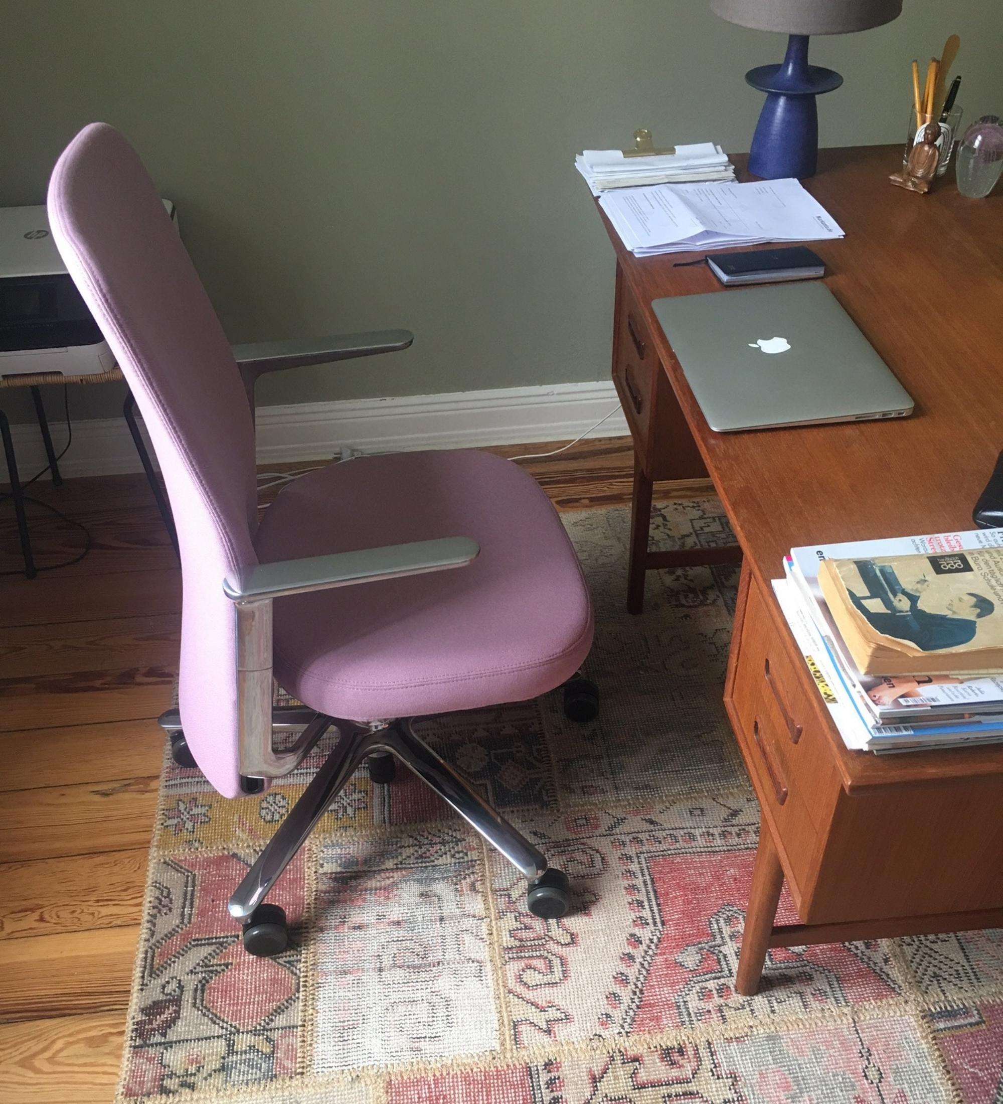 Vitra Pacific Chair Plano Pink