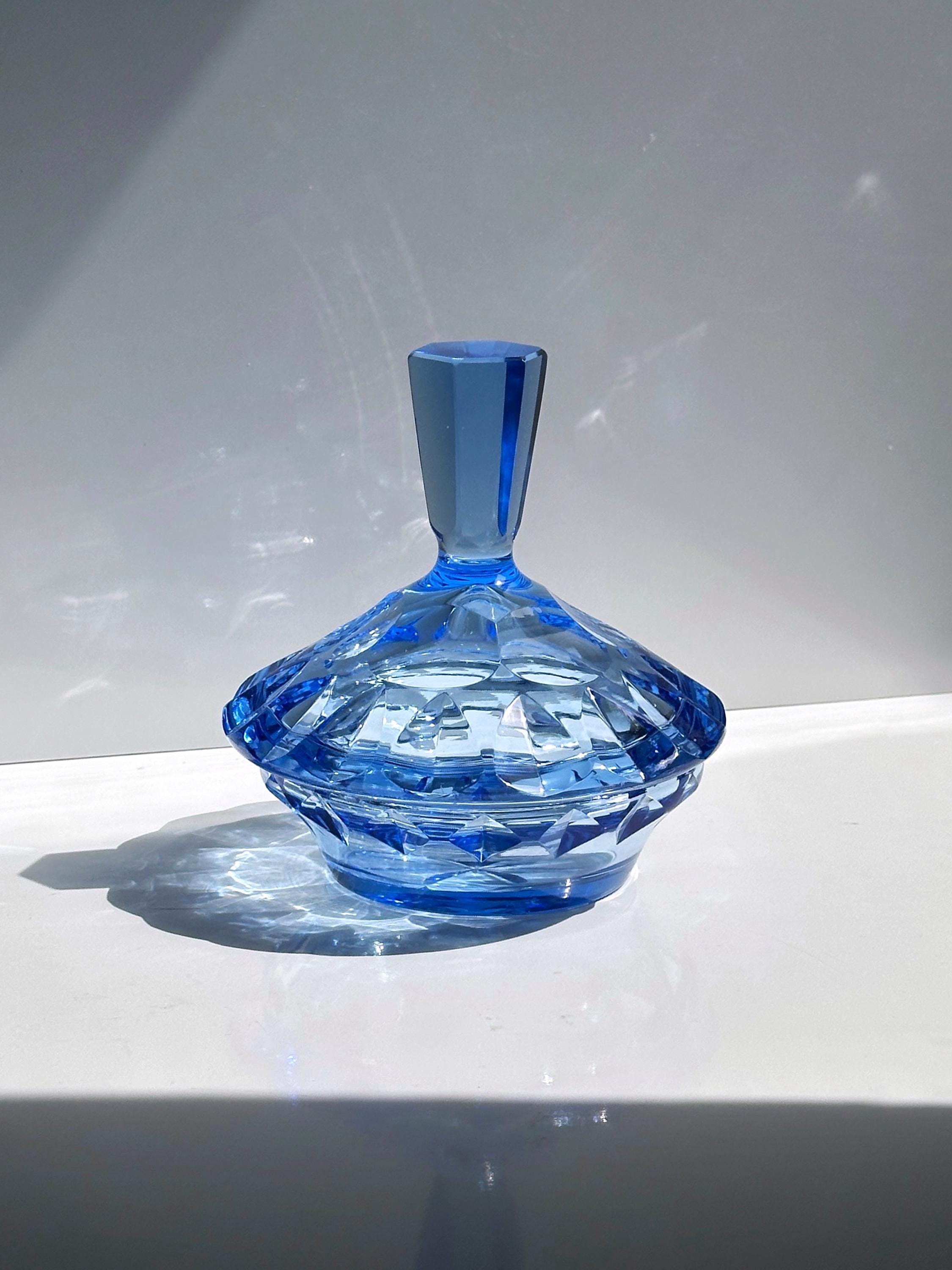 Art Deco Deckeldose aus hellblauem Kristallglas, 1930er