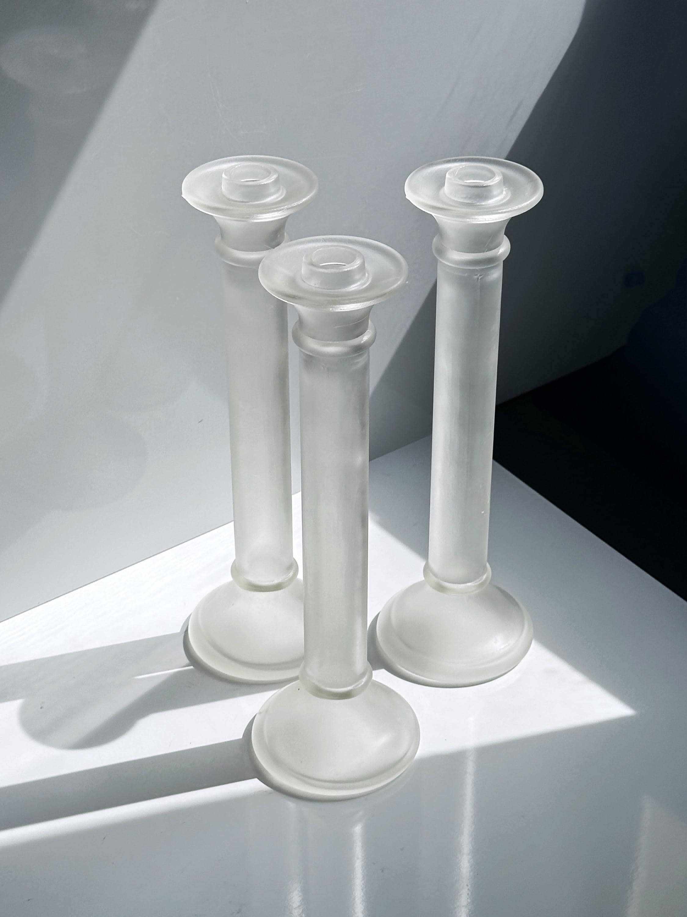 3 Vintage Glas Kerzenhalter in Säulenform, mattiert, 1980er
