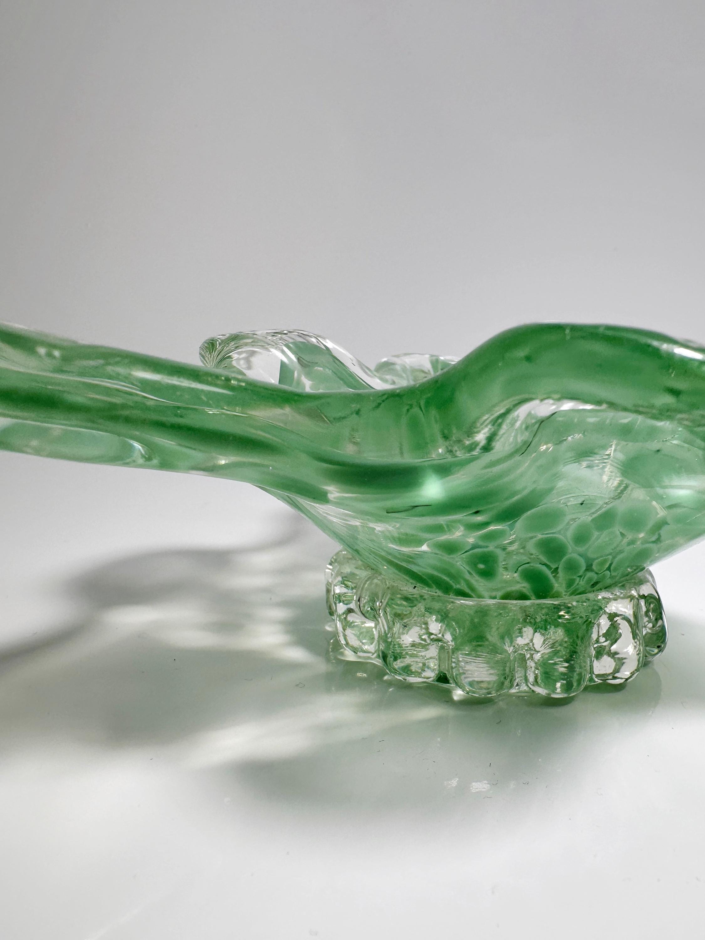 Vintage italienischer Glas-Aschenbecher in Pastellgrün