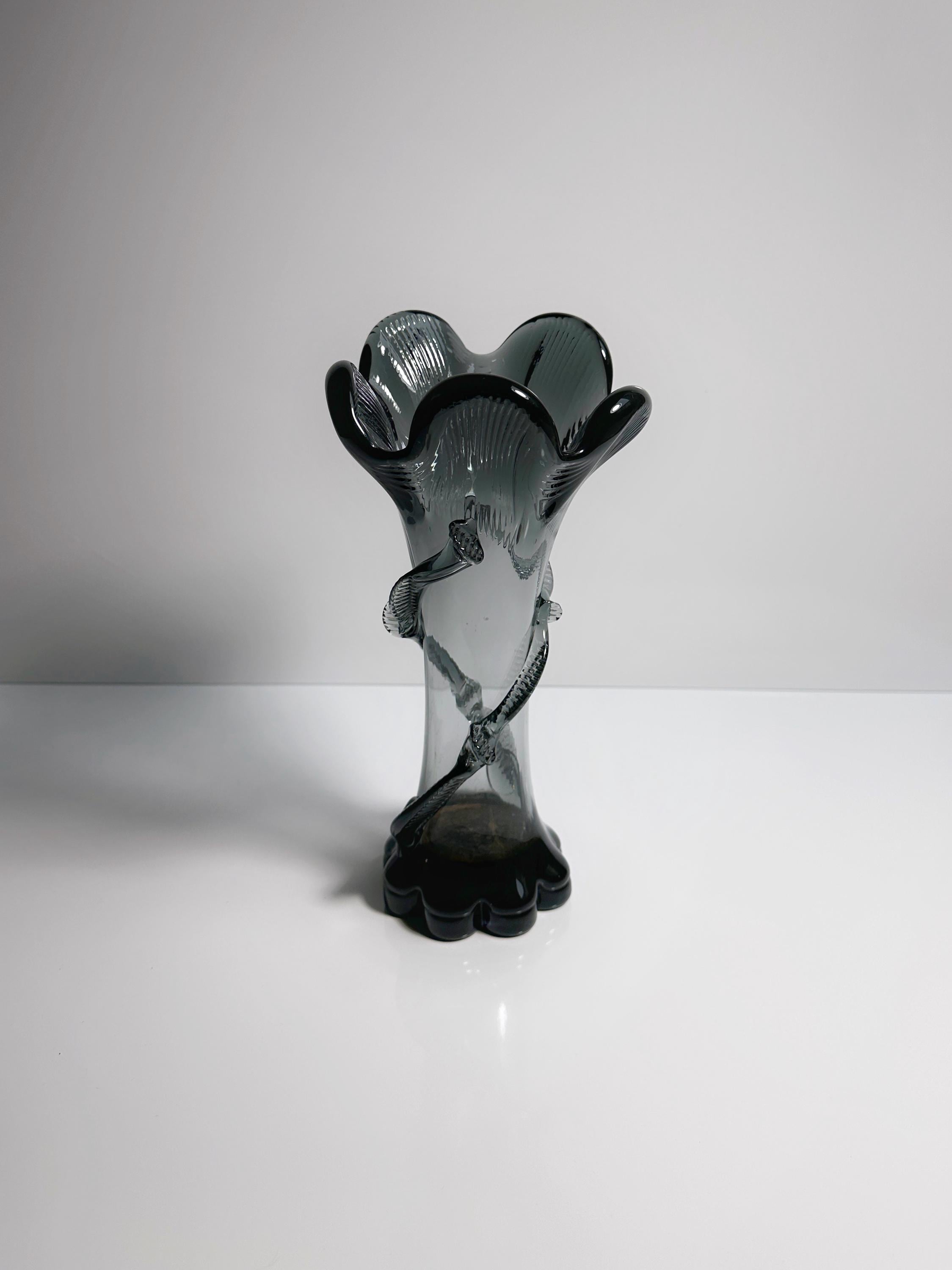 Franz Welz Jugendstil Glasvase in Grau-Blau, Böhmen um 1910