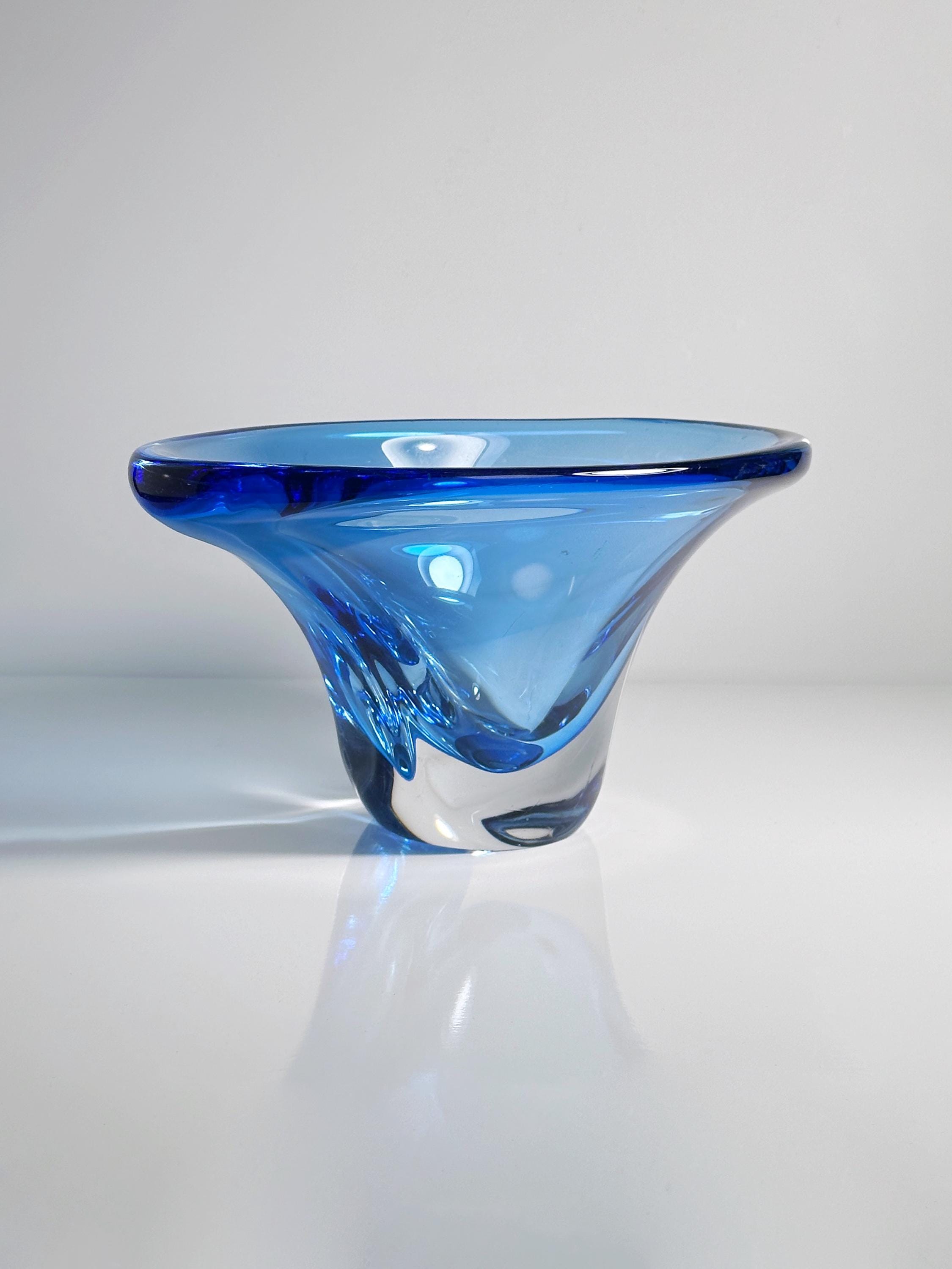 Focke & Meltzer Amsterdam große Kristallglasschale in Blau