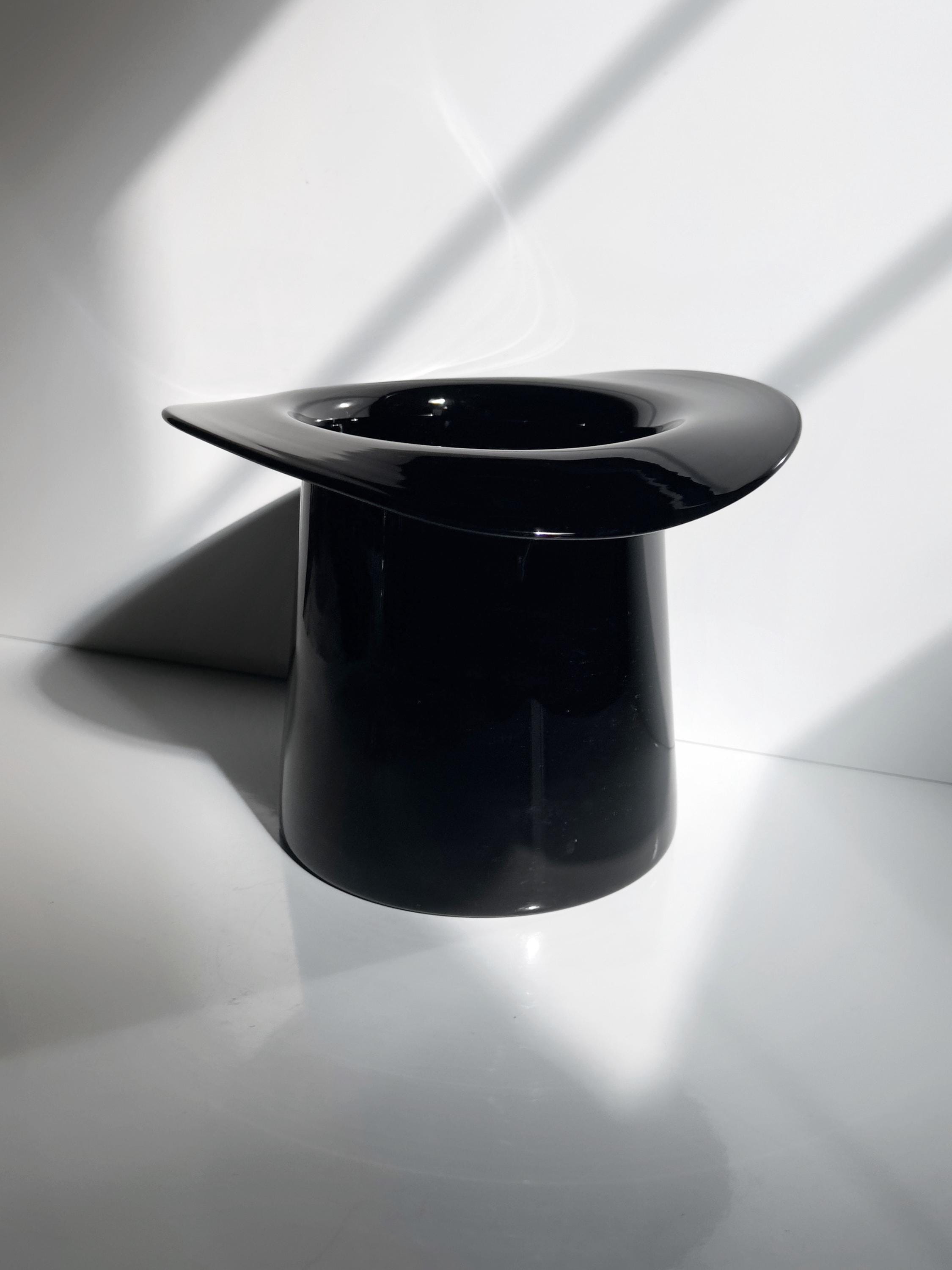Vintage schwarze Glasvase in Zylinderform