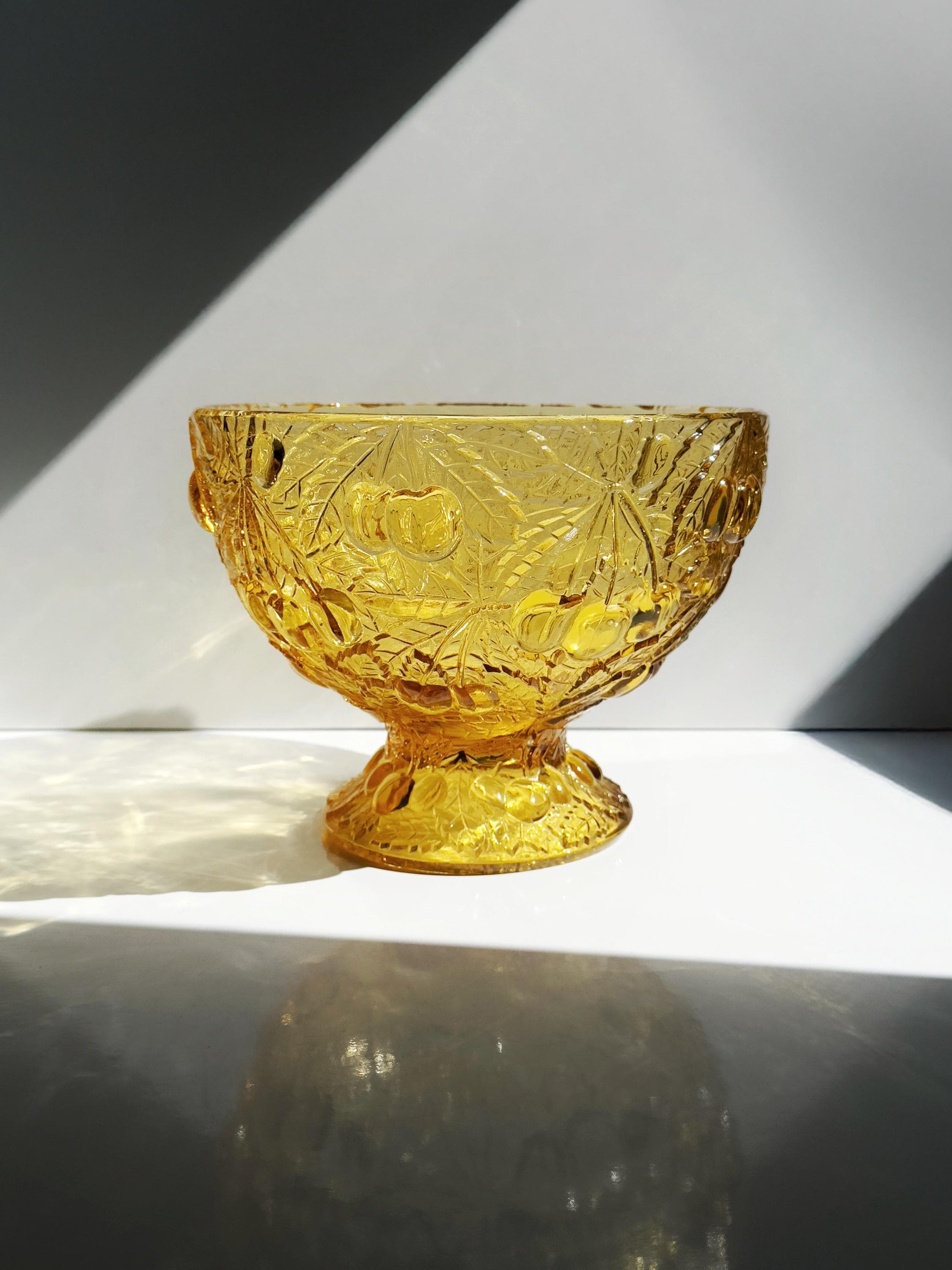 Rudolf Schröter für Inwald Art-Deco Fußschale „Cherries“