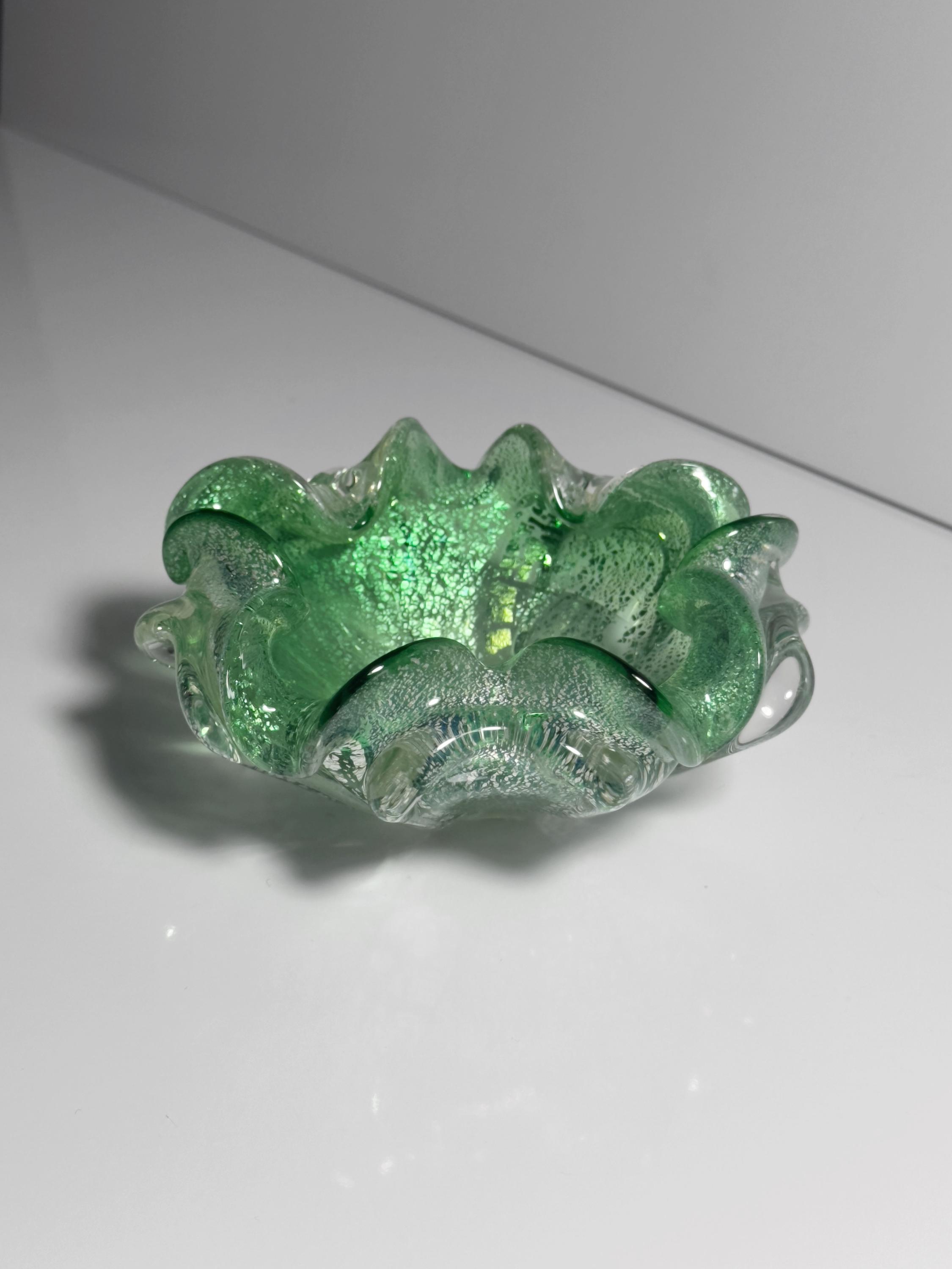 Vintage Murano Glasschale in Mintgrün mit Silberdekor