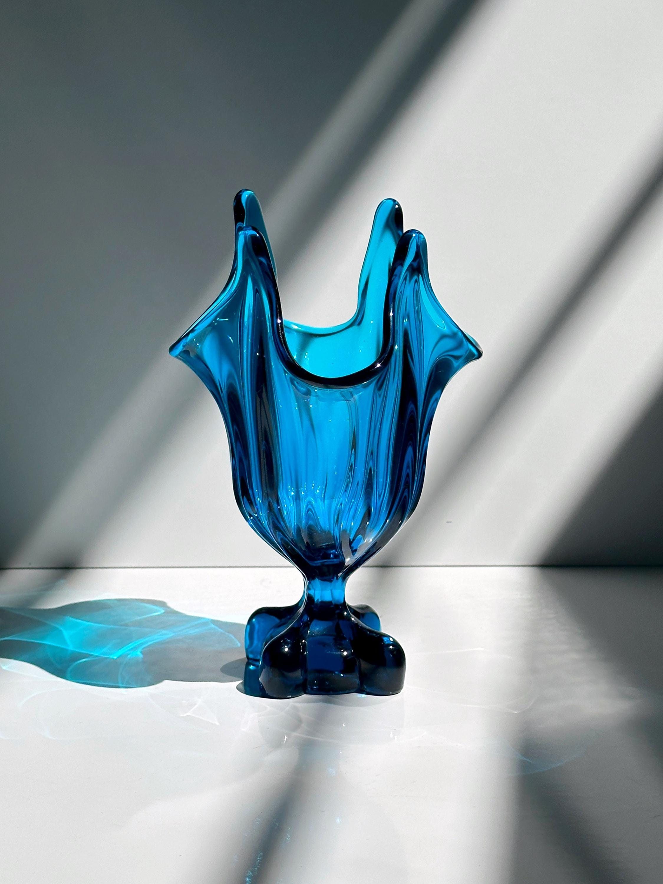 Viking Glass Epic Four Square Vase Modell 1475 in Blau