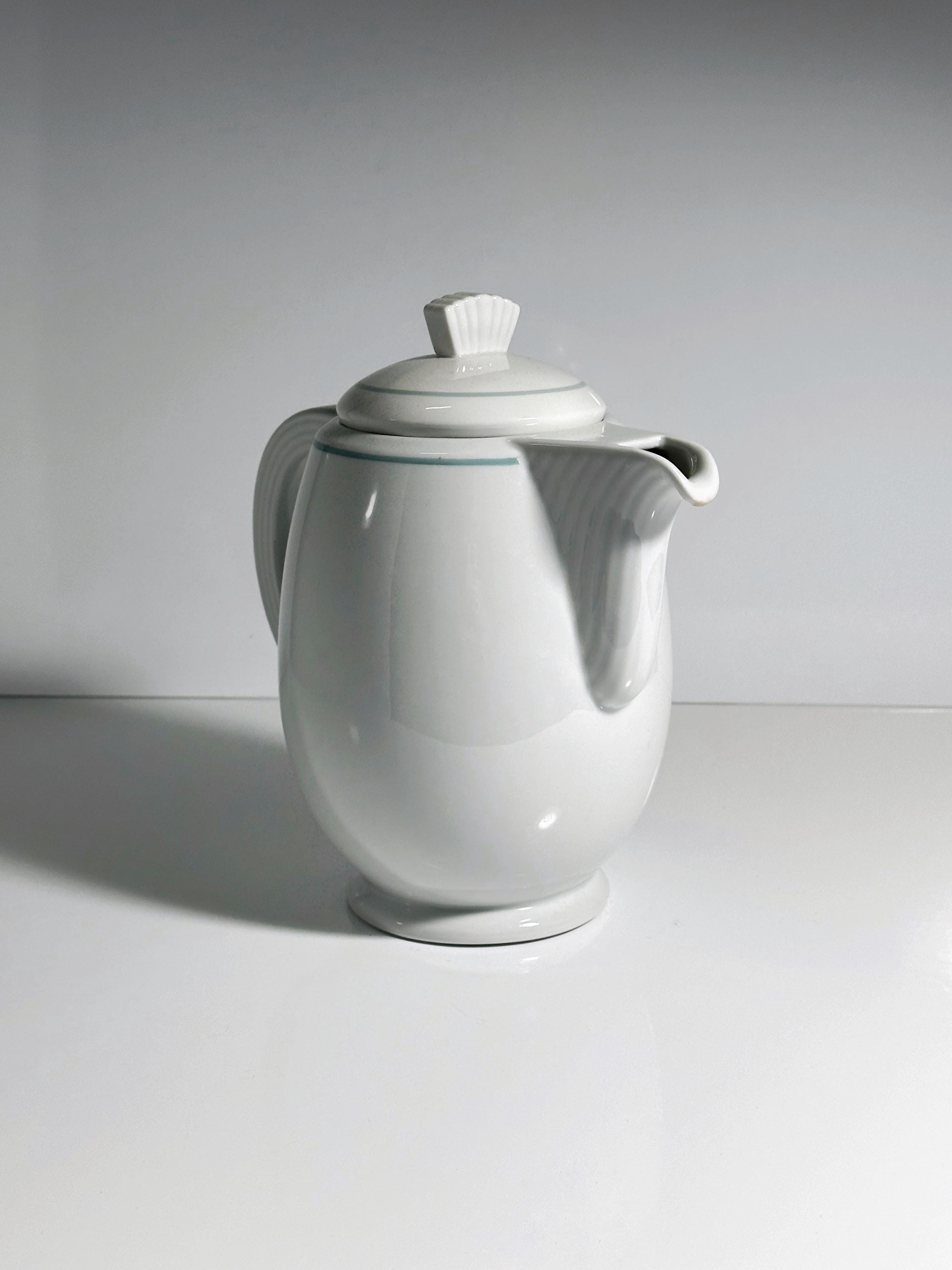 Vintage Art Deco Revival Teekanne in Weiß und Mintgrün